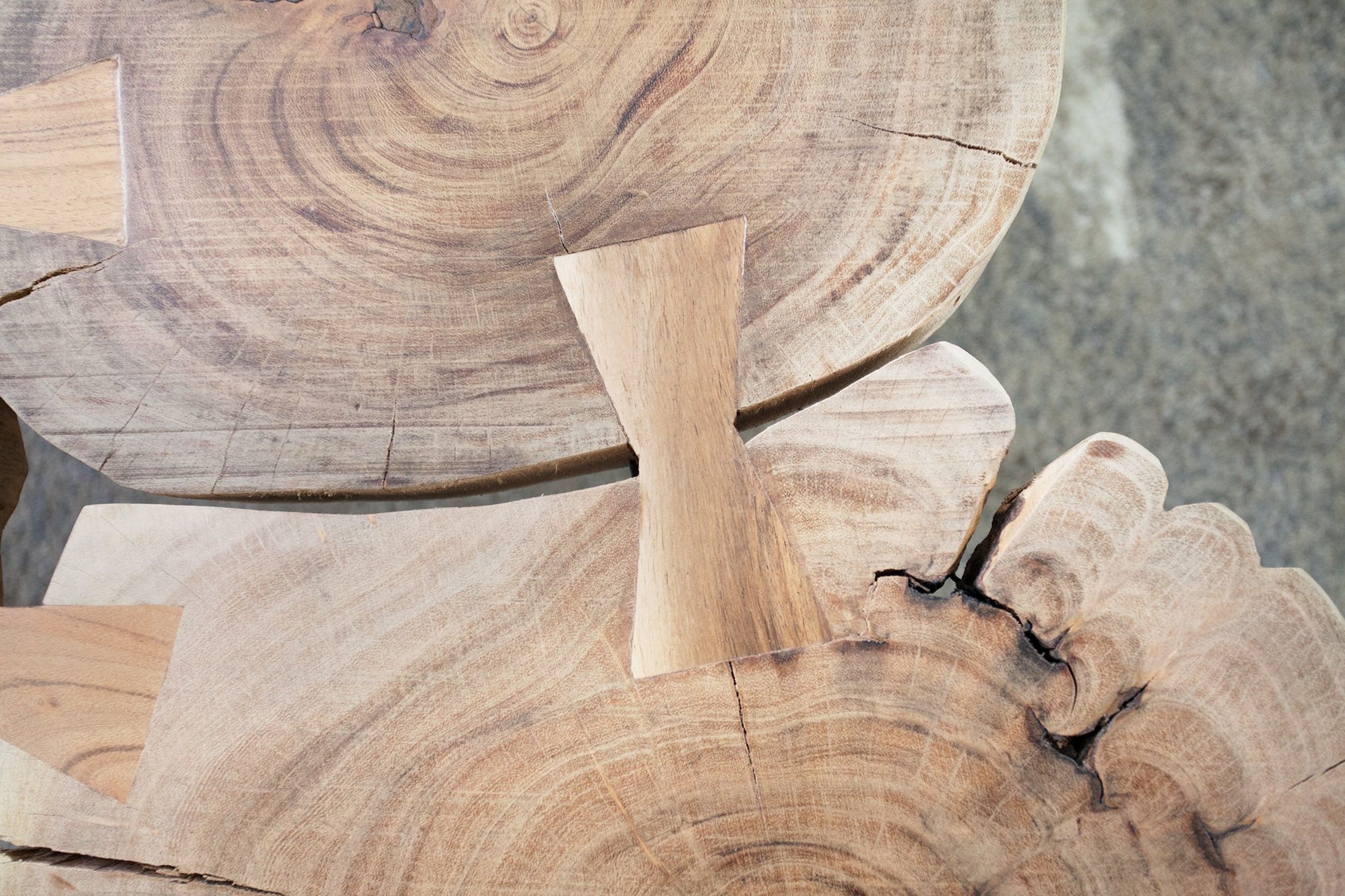 Couchtisch Akazienholz Metall 110 x 70 cm Baumscheiben Holz, Hartholz, Gebeiztes Holz, Schnittholz