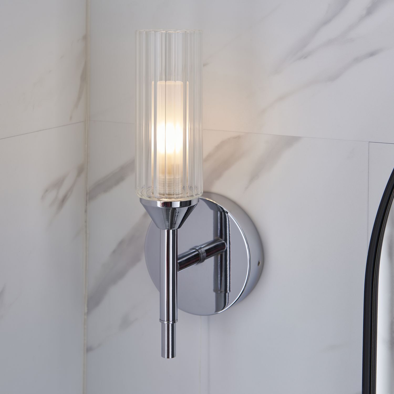 Wandleuchte mit Schalter IP44 Chrom Weiß Glas Metall Bad G9