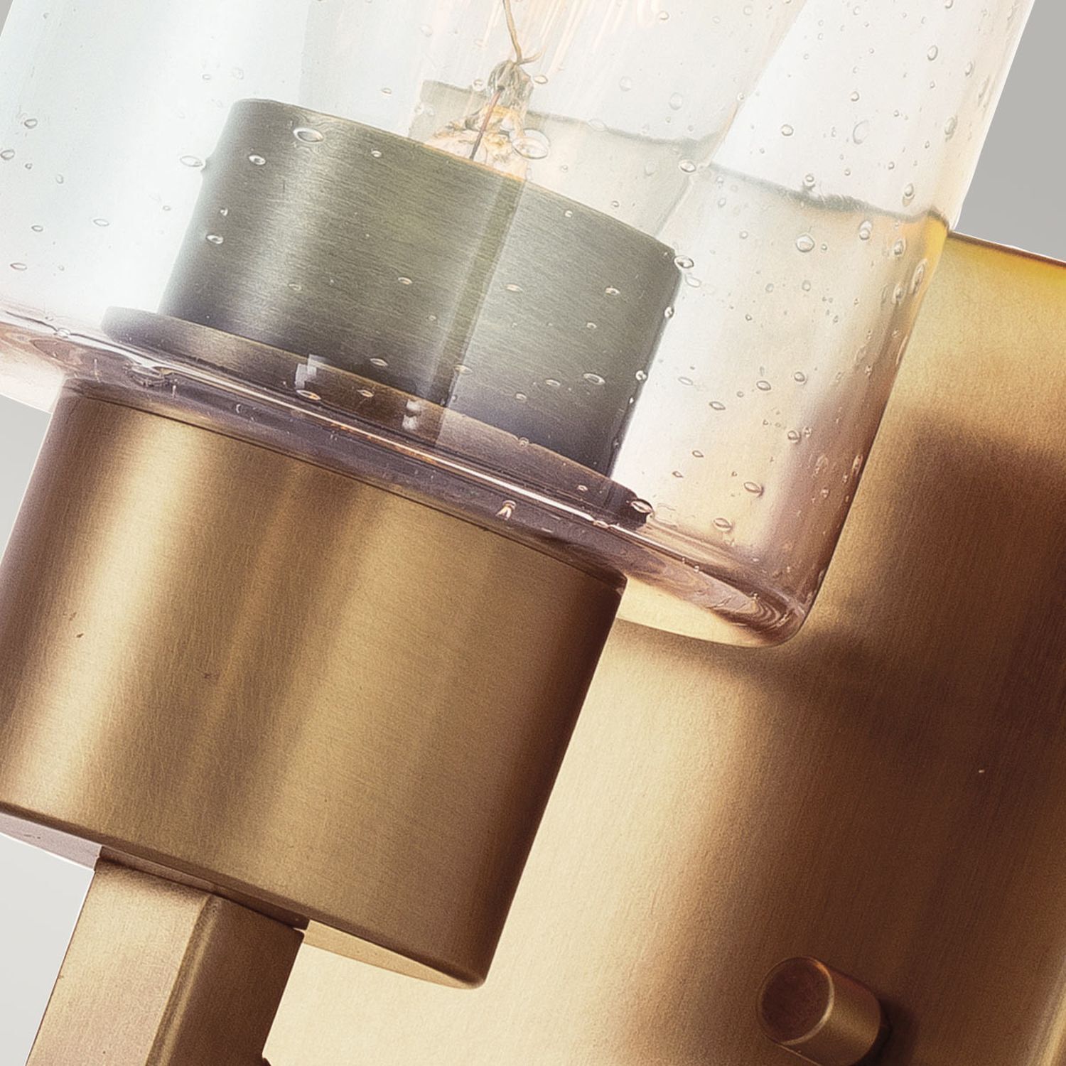 Kleine Wandlampe Metall Regenglas 27,1 cm hoch in Messing