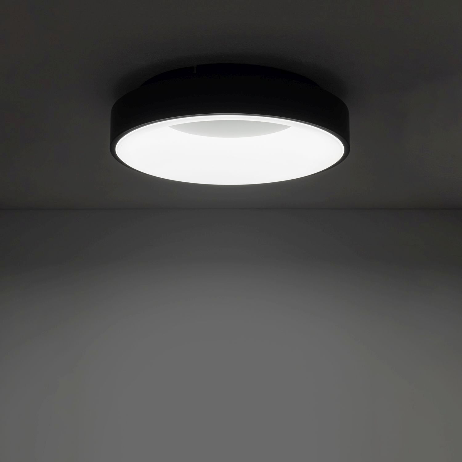 Runde LED Deckenlampe Schwarz Ø38 cm wohnlich blendarm