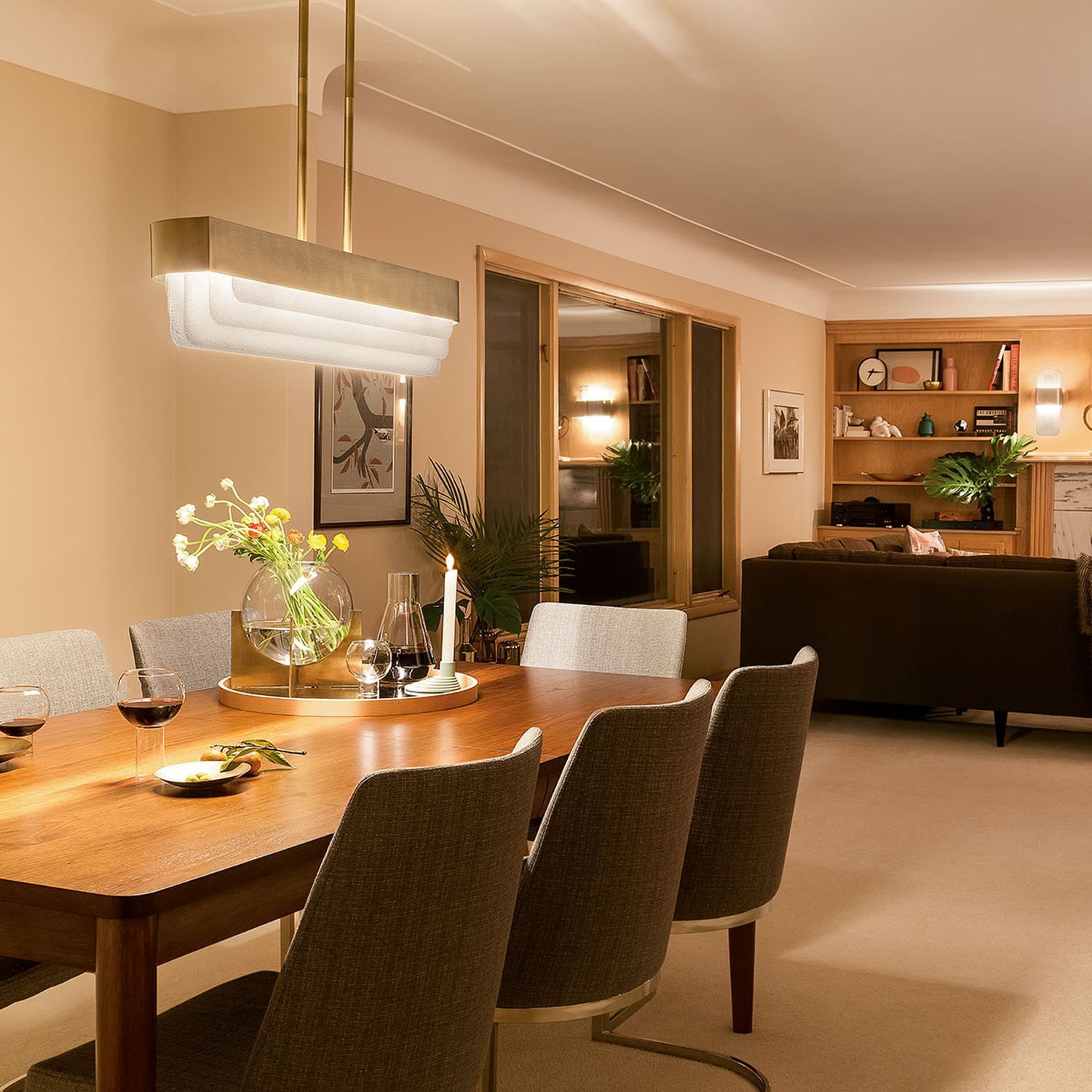 LED Pendelleuchte Metall Glas L: 92,5 cm in Messing Speisesaal, Esstisch, Drinnen, Tabelle, Innenarchitektur