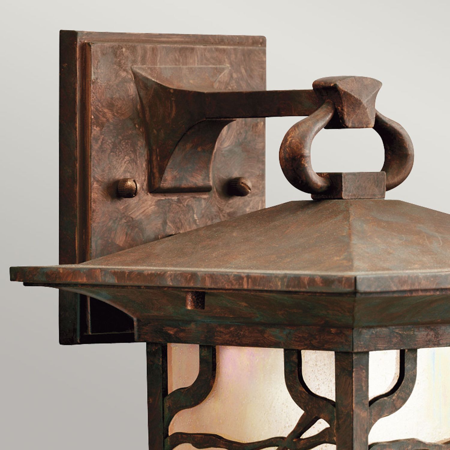 Wandleuchte, Außenlampe, Bronzeguss, Metalloberfläche, Glaskuppel