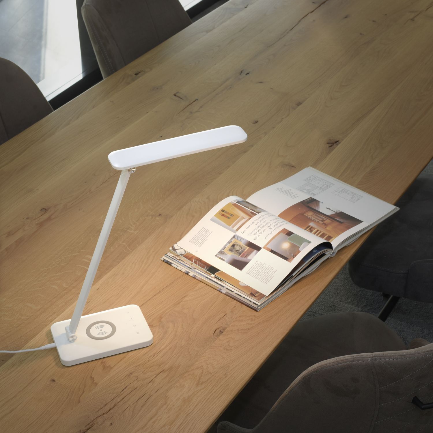Lampe, Mobiliar, Tabelle