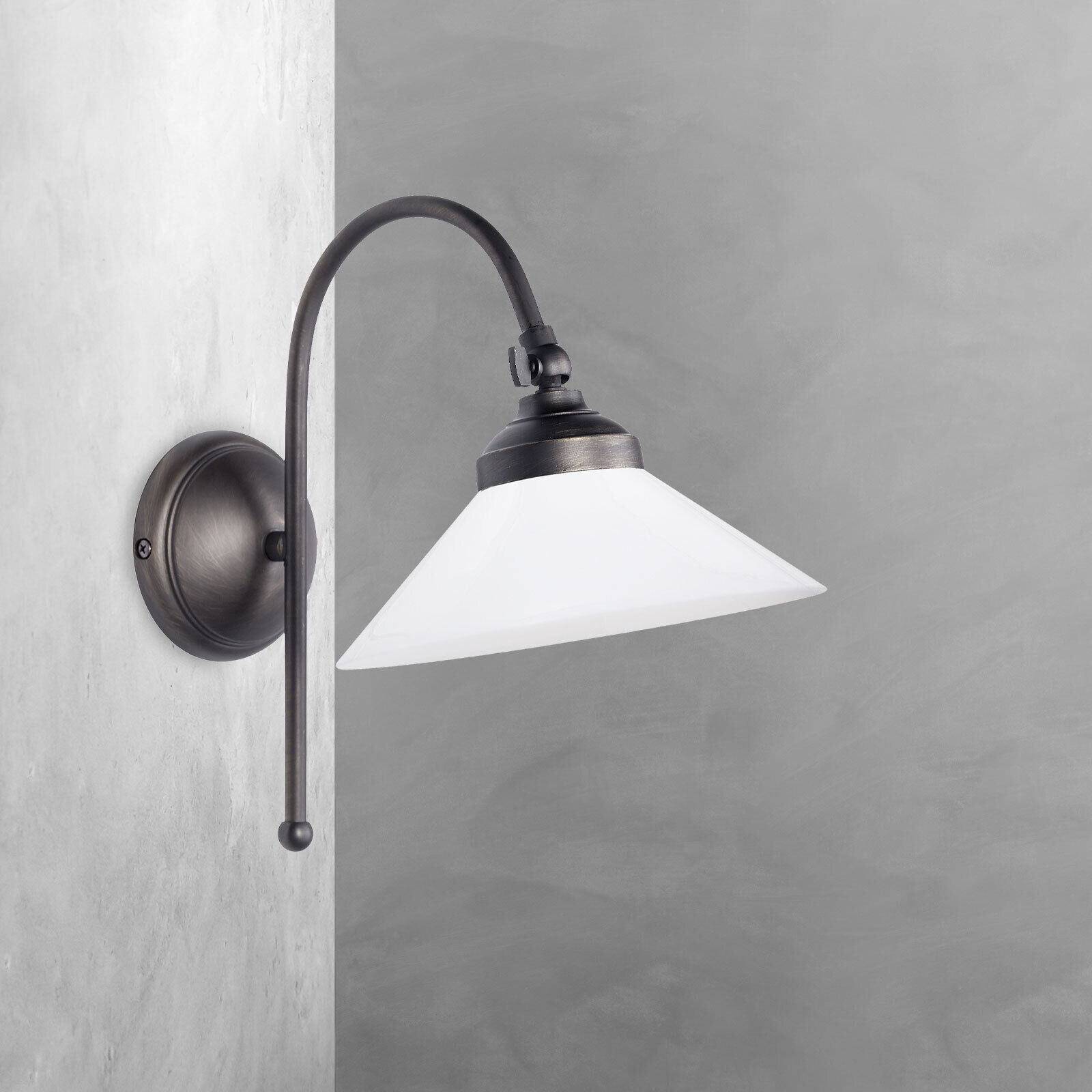 Wandlampe in Bronze matt Weiß E14 Glas Messing schwenkbar