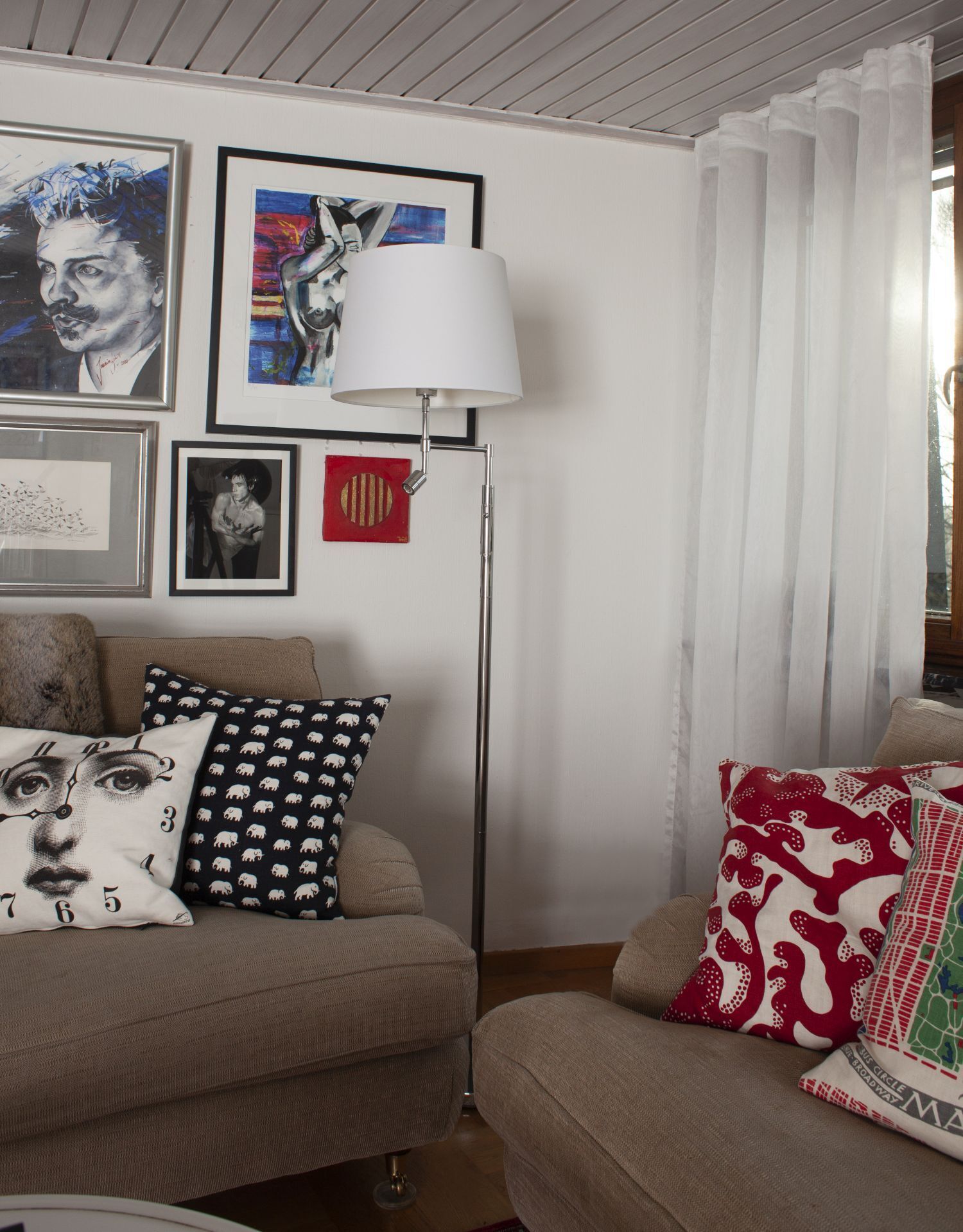 Stehleuchte mit Lesearm 157cm Chrom Weiß E27 LED Stoff Metall Lampe, Kissen, Dekoration für Zuhause, Couch, Wohnzimmer