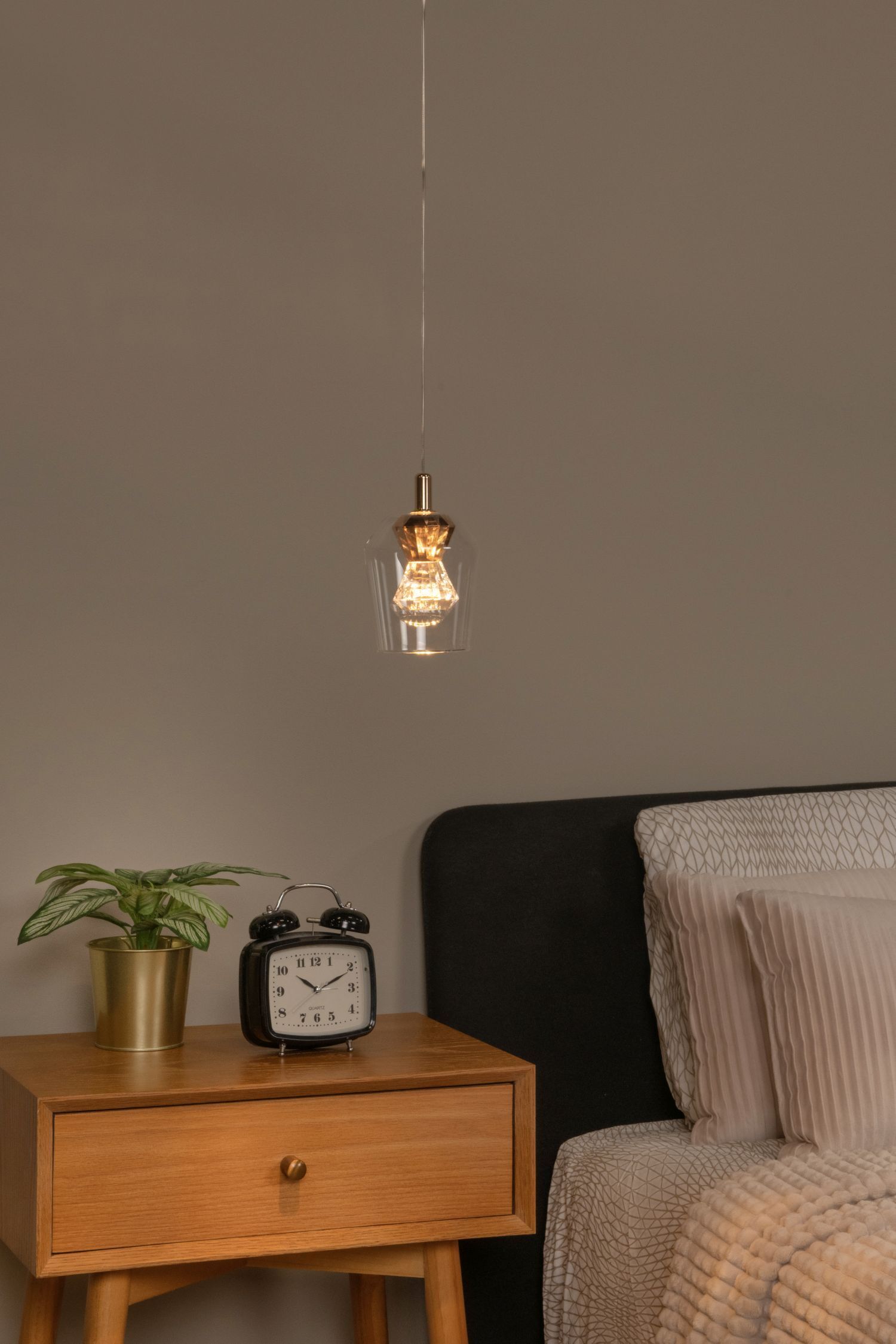 LED Hängelampe Glas Gold Ø13 cm 2700 K elegante hängende lampe, Nachttisch, Wecker, Zimmerpflanze, Nachtzubehör