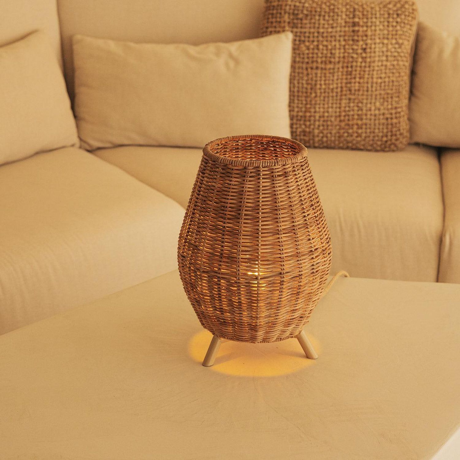 Tischleuchte Rattan H: 32,5 cm Dreibein Natur E27 FULDE Lampe, Kunst, Kunsthandwerk