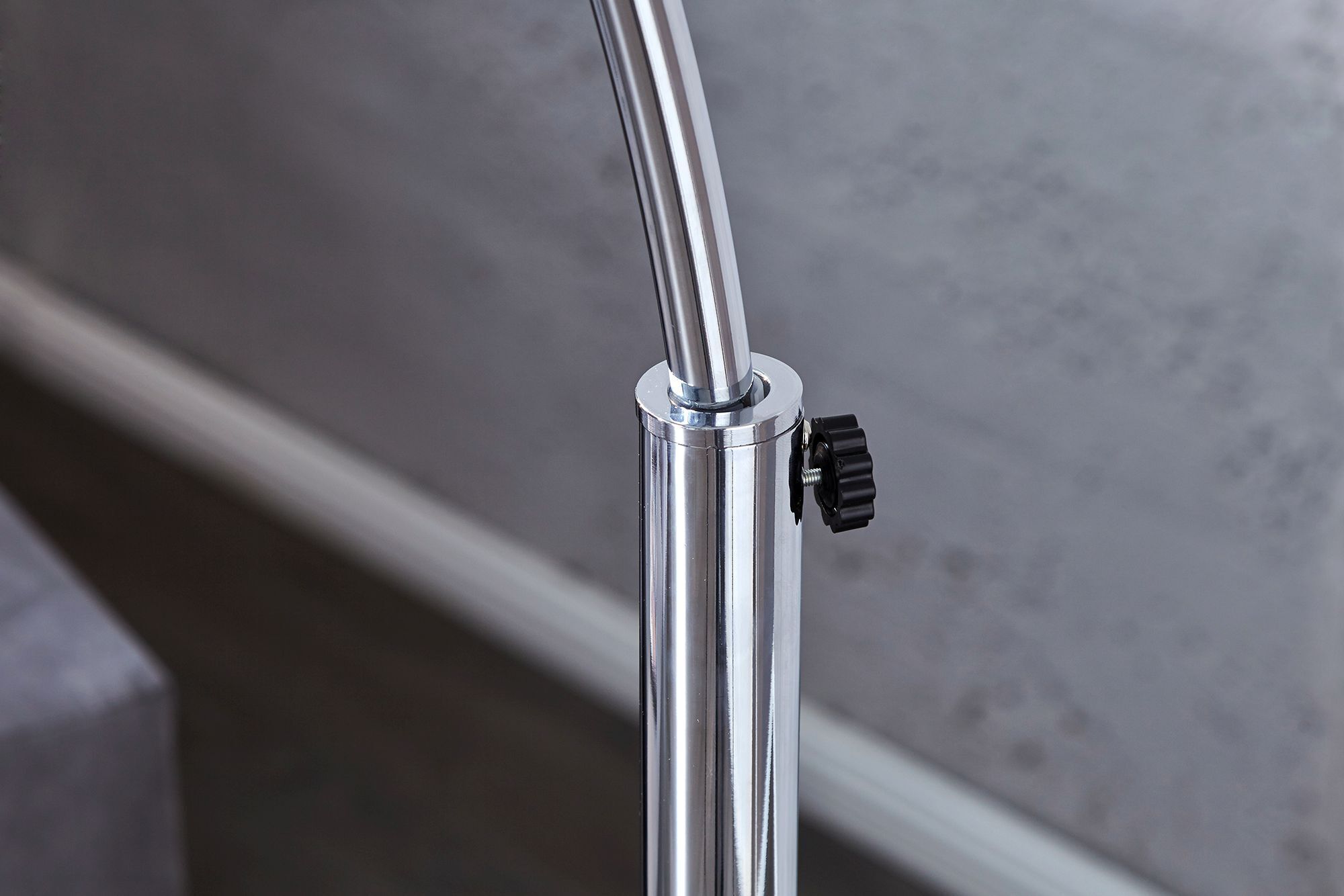 Sinken, Waschbeckenhahn