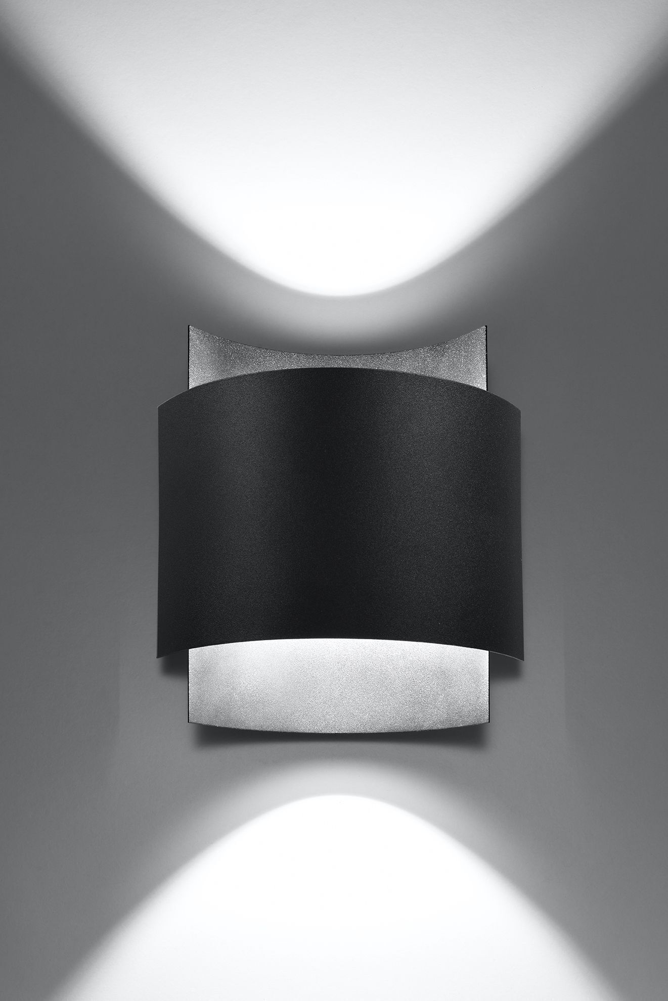 indirekte Wandleuchte Schwarz Up Down Metall Treppe Flur