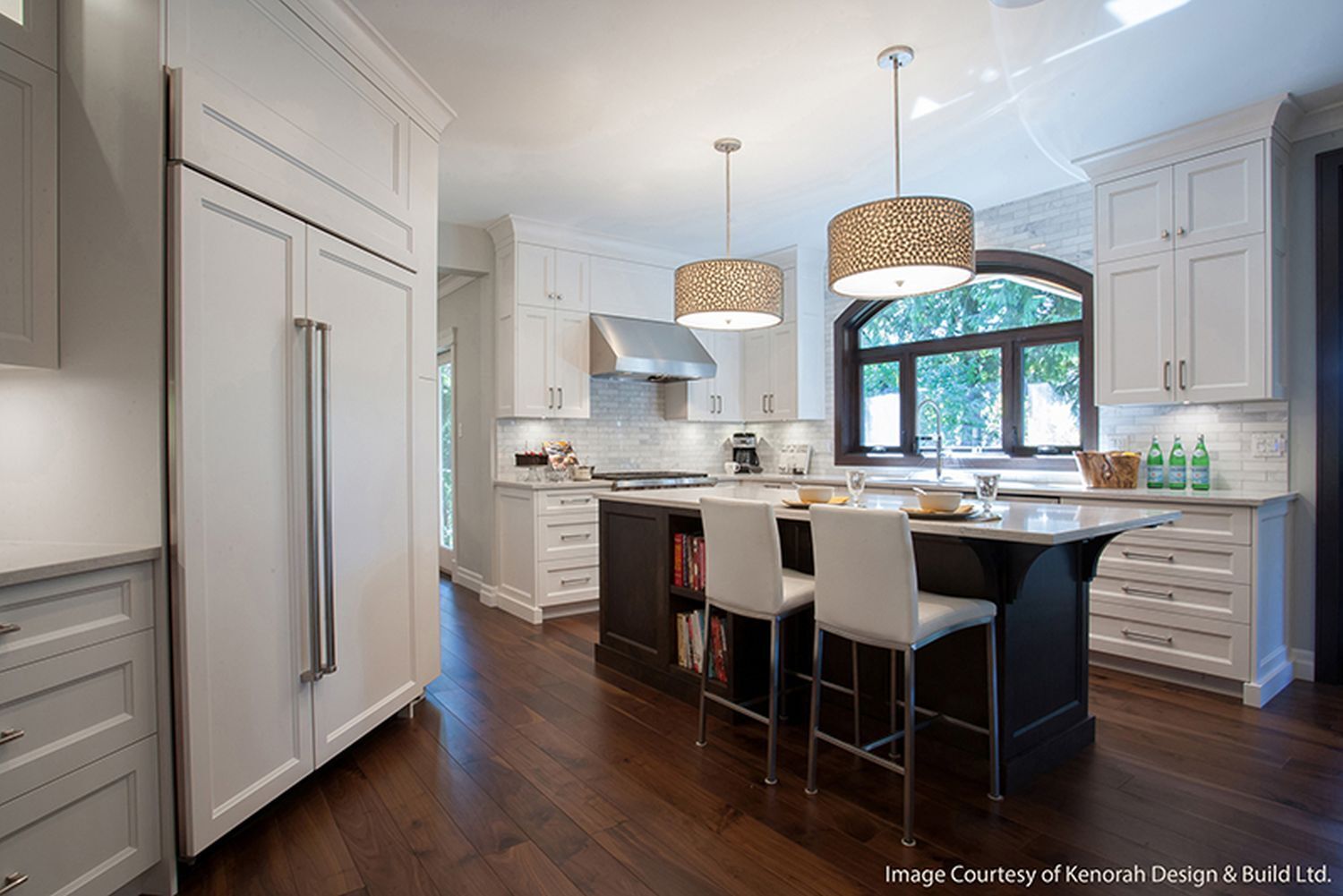 Drinnen, Innenarchitektur, Küche, Kücheninsel, Bodenbeläge