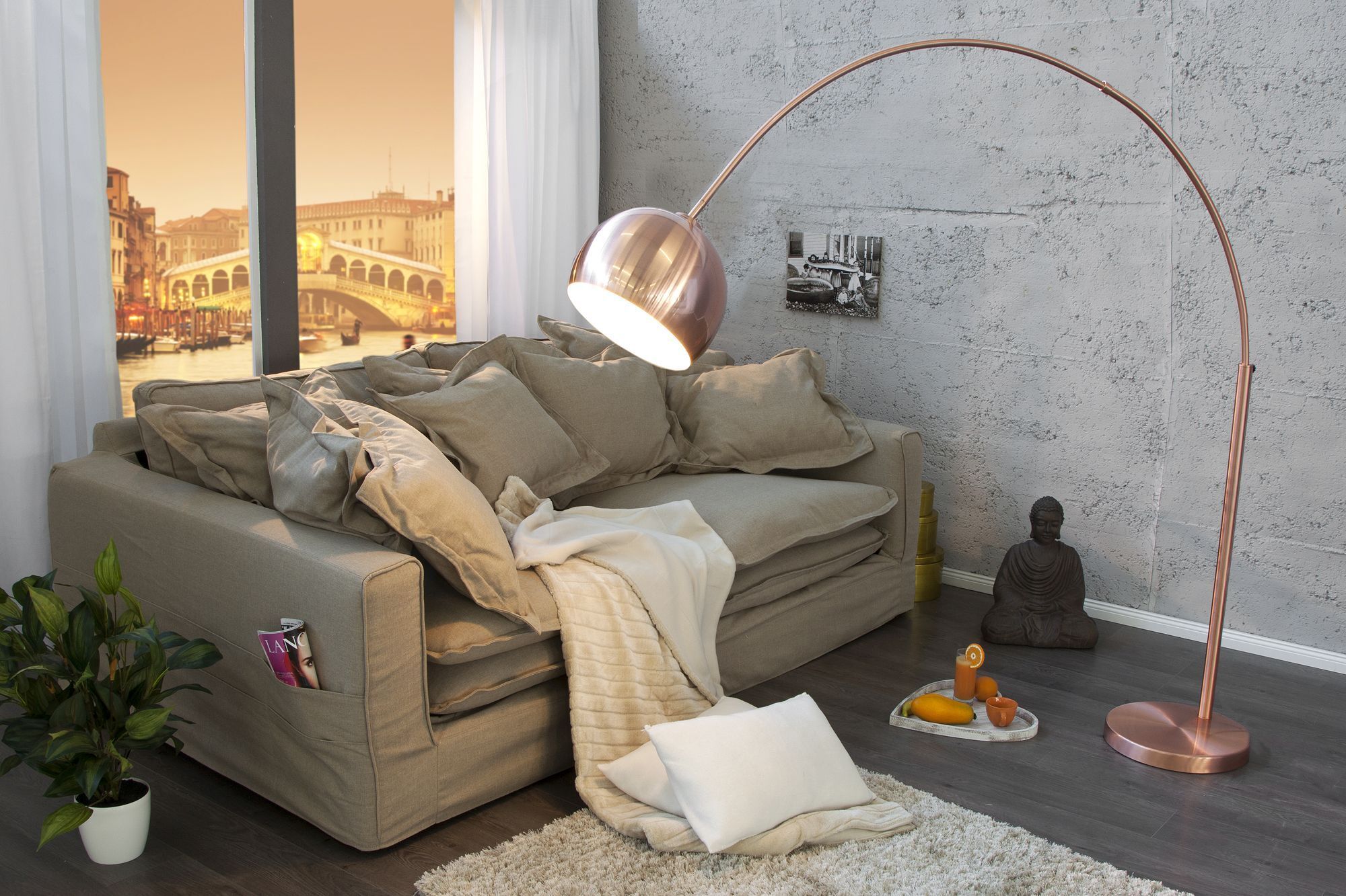 Lampe, Dekoration für Zuhause, Pflanze, Kissen, Stehlampe