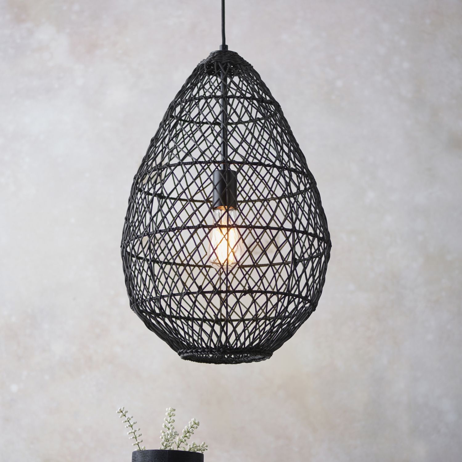 Schwarze Hängelampe Rattan Metall Ø 35 cm Handarbeit Boho