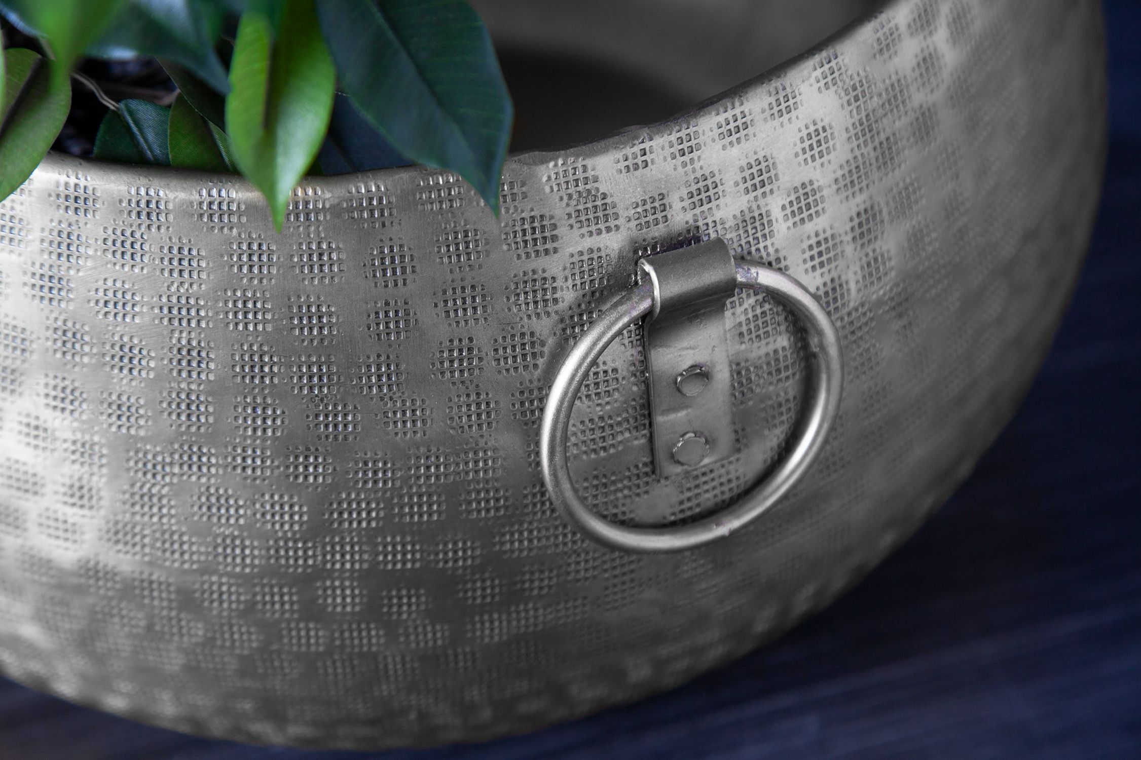 Übertopf 2er Set Metall Handarbeit Hammerschlag in Silber Zubehör