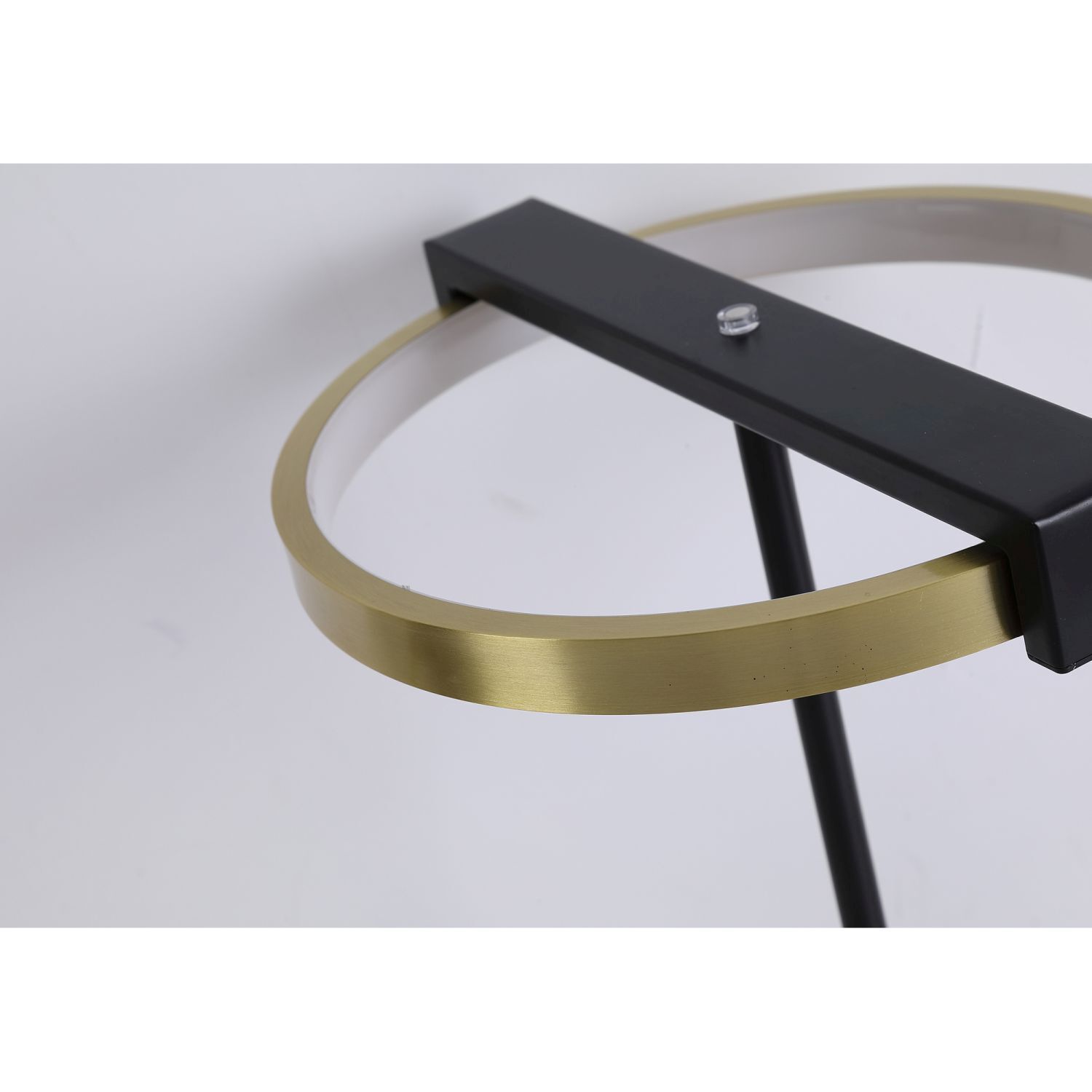 Dimmbare LED Tischleuchte Touch 2800 K Metall in Gold Dimmbare LED Tischleuchte Touch 2800 K Metall in Gold