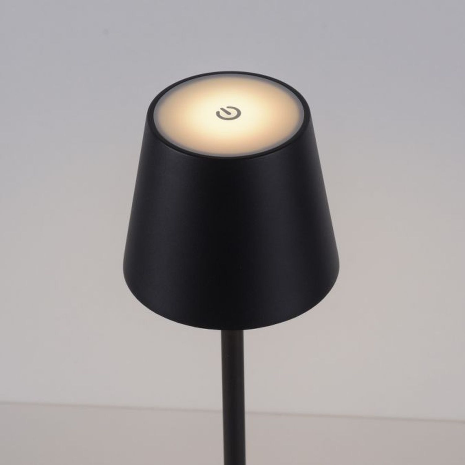 LED Akku Tischlampe Metall IP54 Touch Dimmen 320 lm