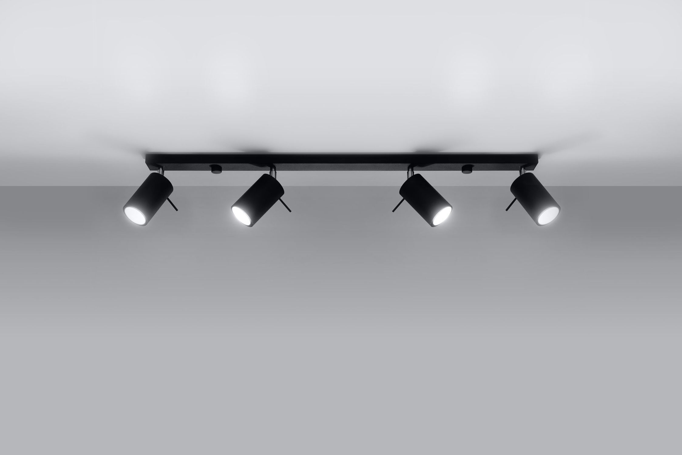 Deckenstrahler 4-flammig GU10 80 cm lang Schwarz Metall