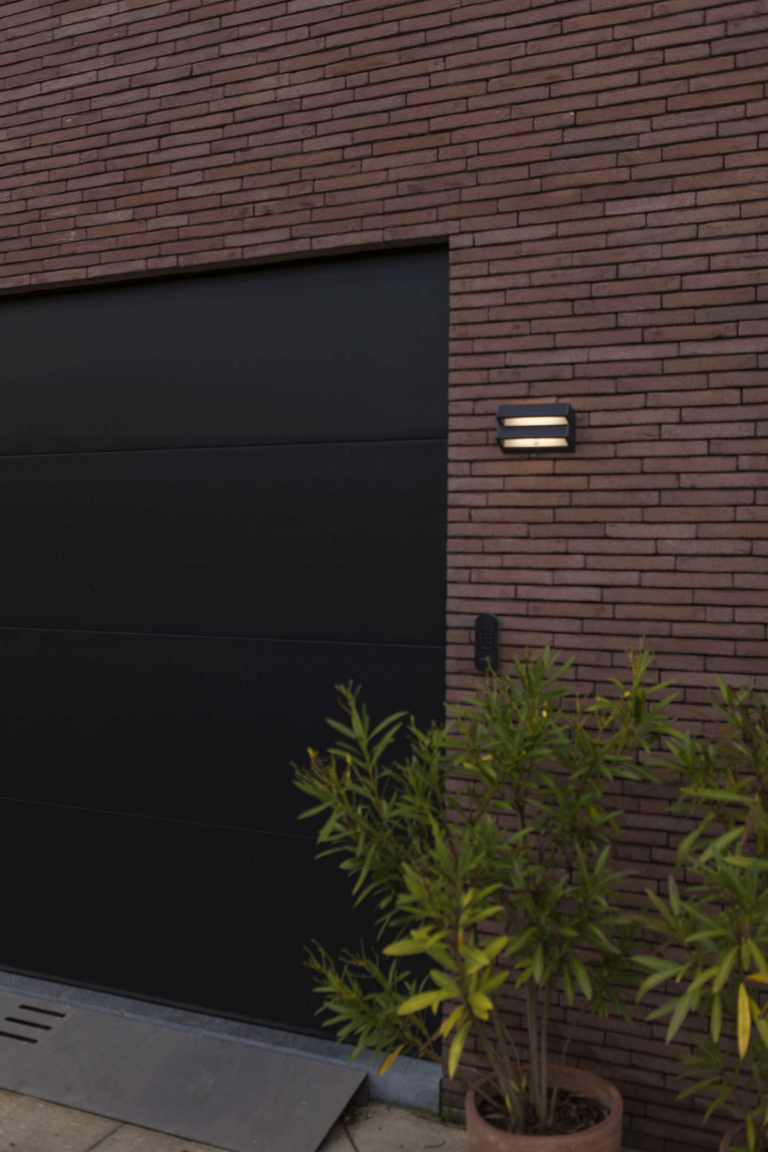 Drinnen, Innenarchitektur, Garage, Pflanze, Backstein