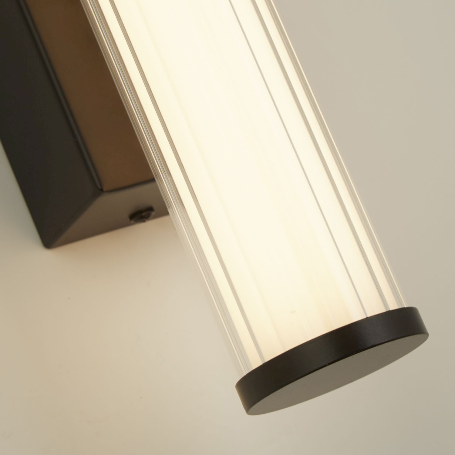 LED Wandlampe Metall Glas IP44 H:32,5 cm Schwarz Weiß
