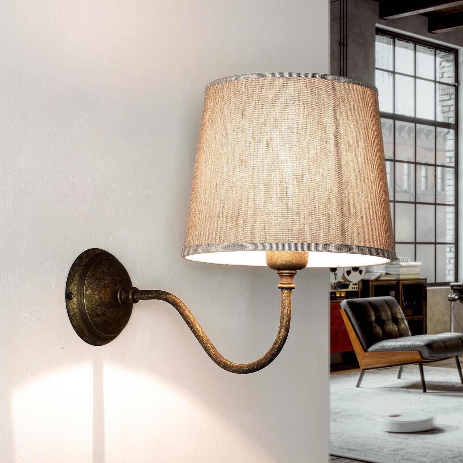 Wandleuchte aus Echt-Messing mit Stoffschirm Beige Lampe