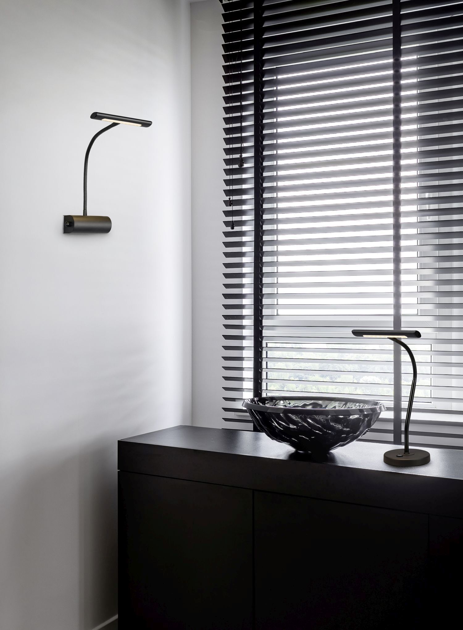 LED Tischleuchte Schwarz Touch Dimmer Metall 4 W 35 cm Lampe, Dekoration für Zuhause, Fenster