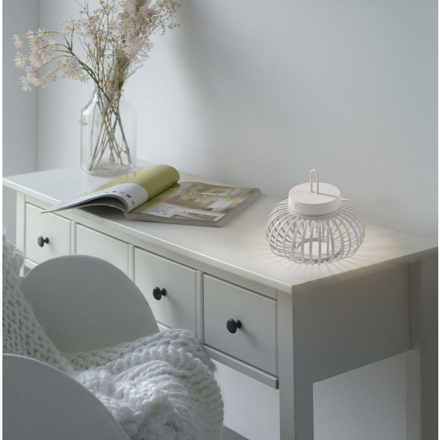 Moebel, Tabelle, Anrichte