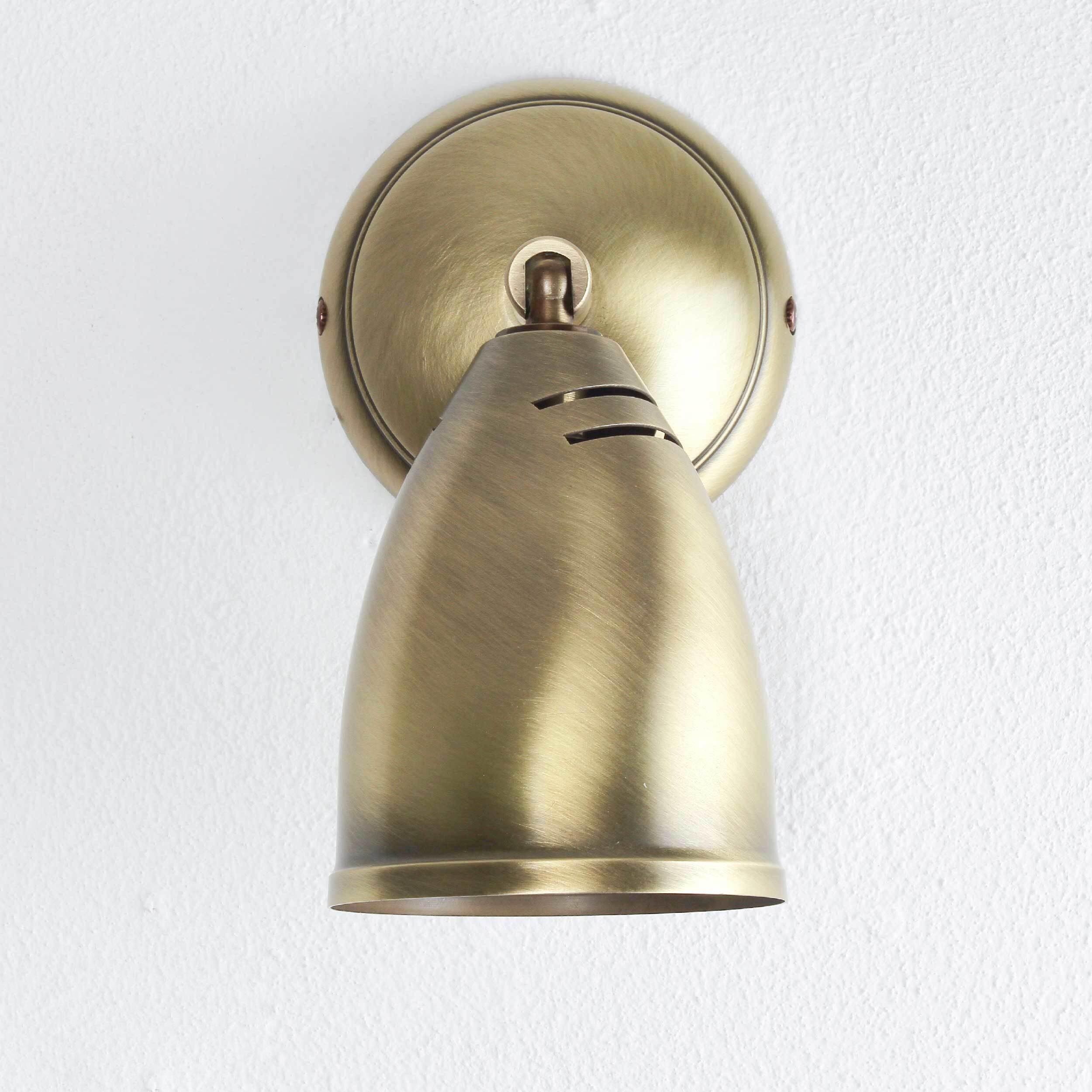 Rustikale Deckenleuchte Bronze, Beleuchtung