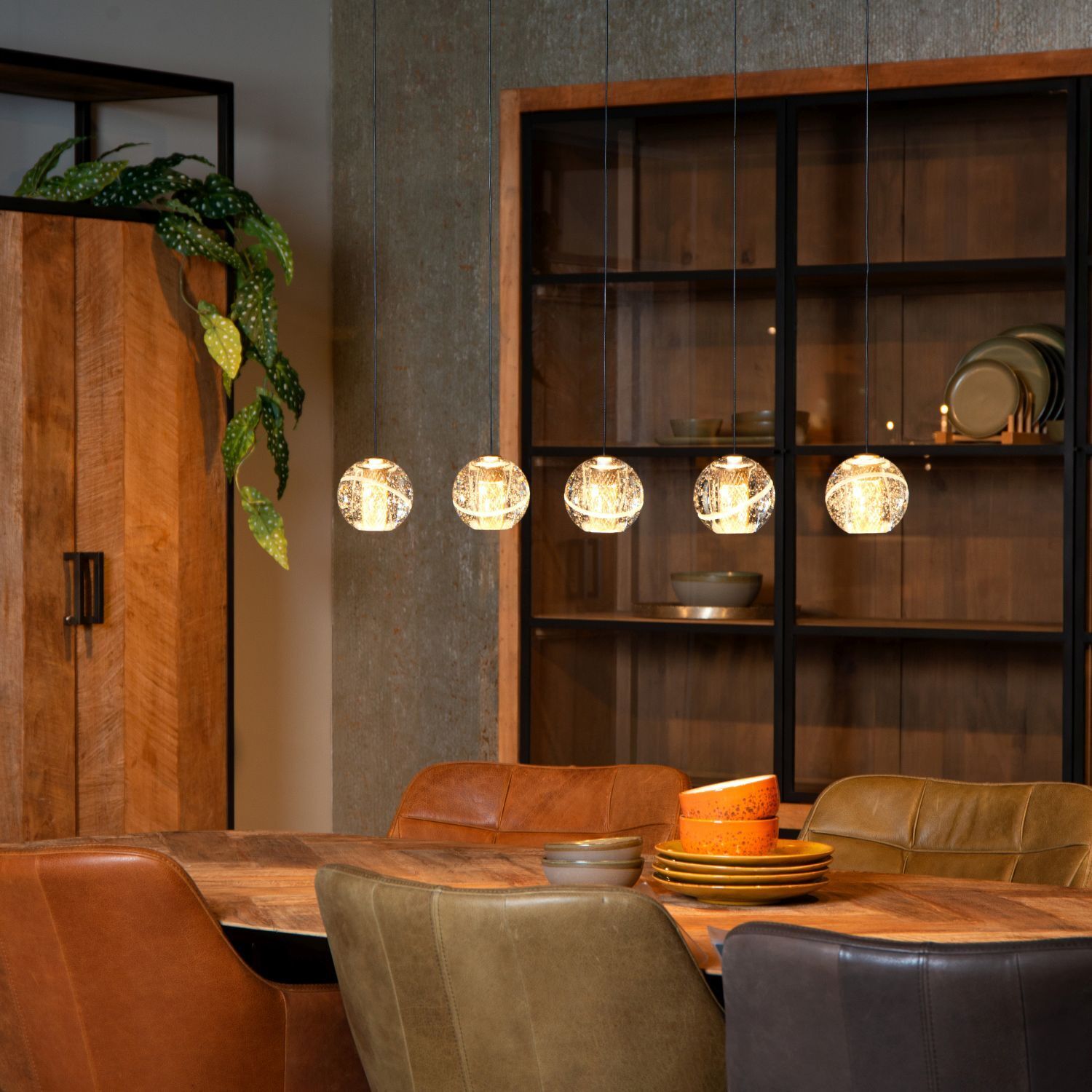 LED Pendelleuchte Glas Messing 2700 K L:84 cm edel Esstisch, Holztisch, Hängeleuchten, Glaskugeln, Vitrine mit Regalen