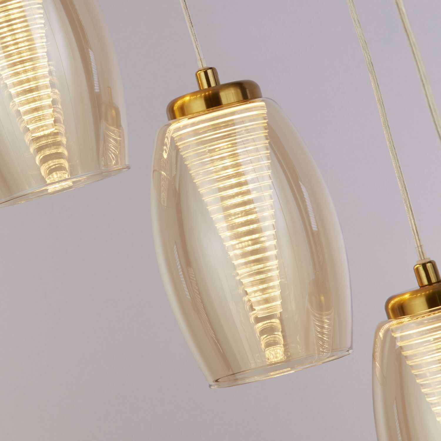 LED Pendelleuchte verstellbar H: max. 2 m Ø 52 cm 3000 K