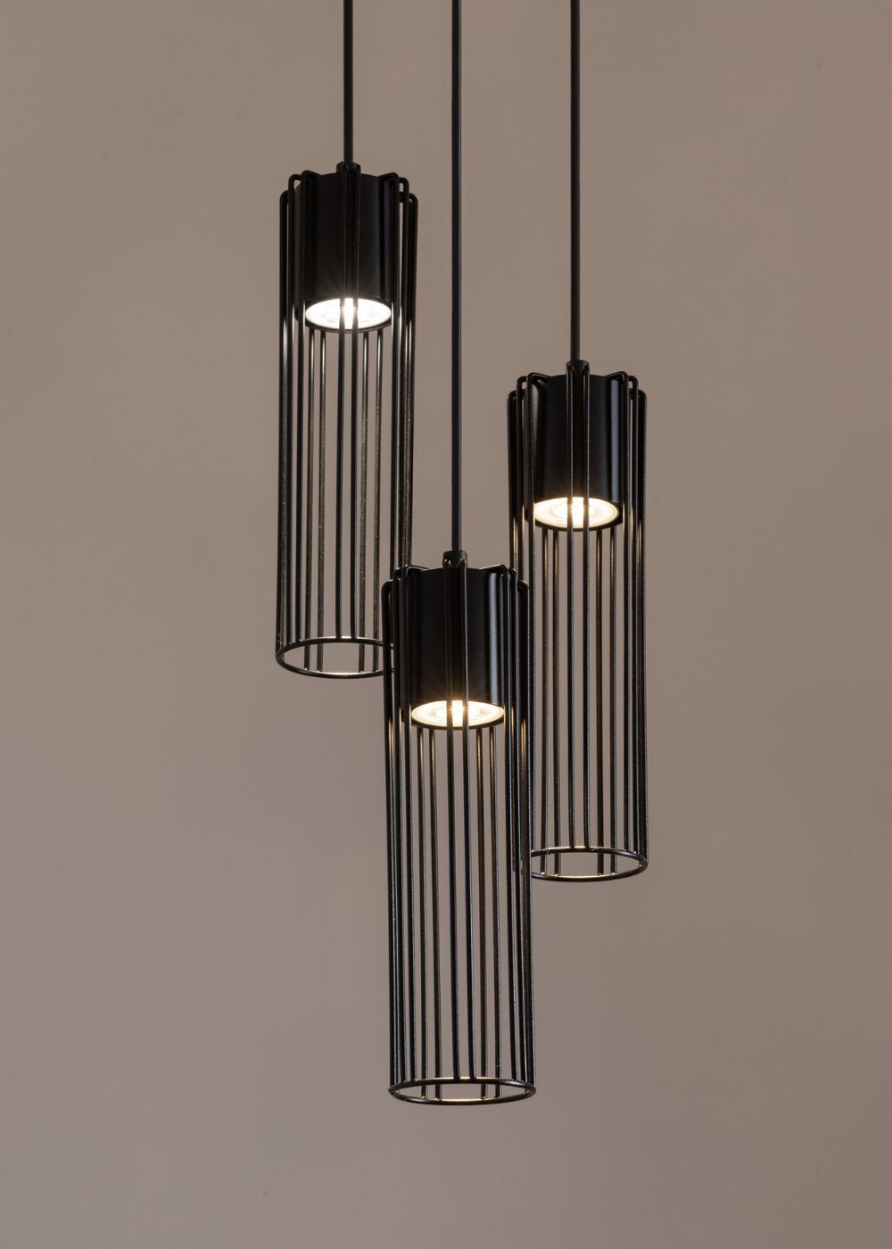 Schwarze Hängelampe Zylinder Metall Ø20 cm GU10 Modern