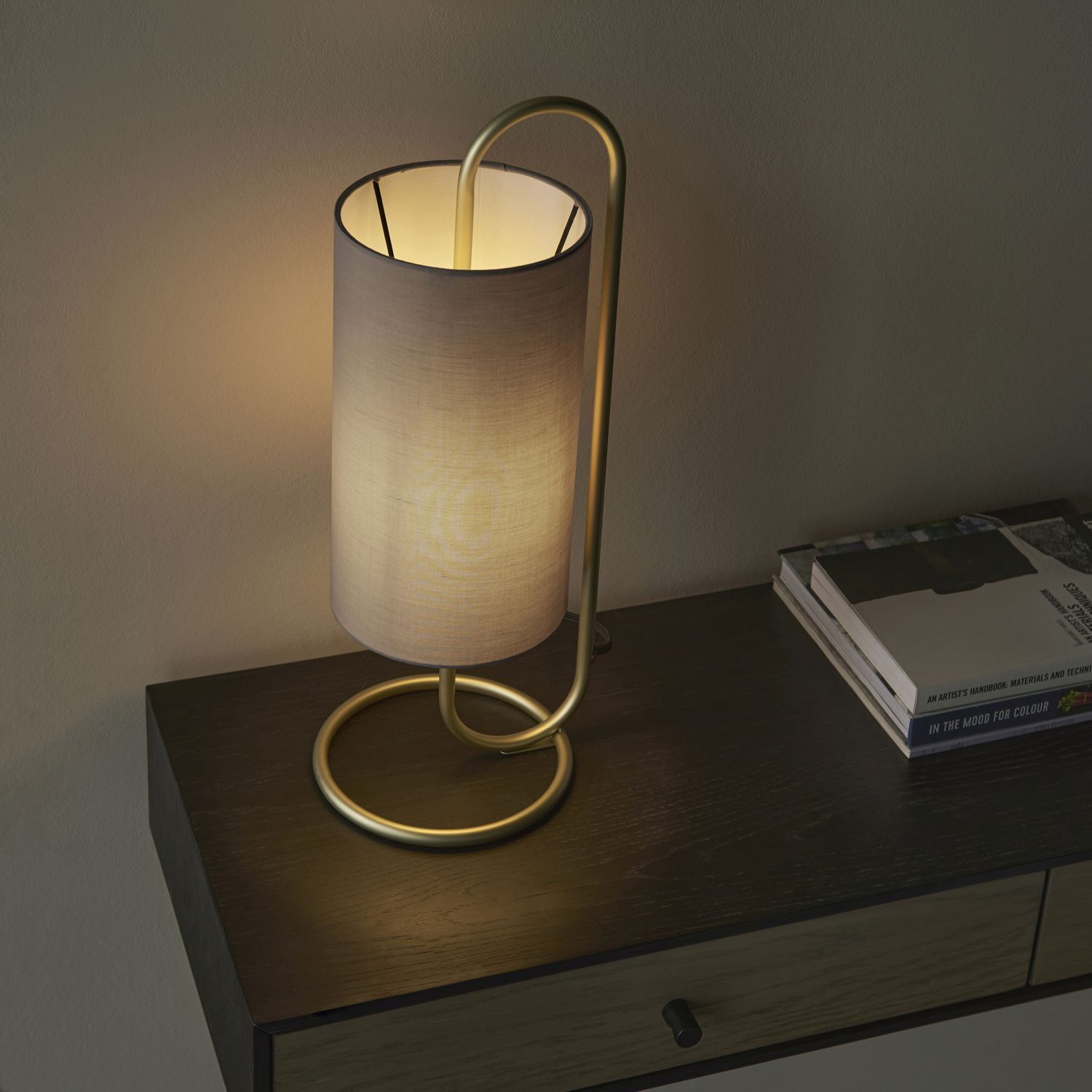 Beistelllampe Stoff Metall 50 cm in Messing antik Grau E27