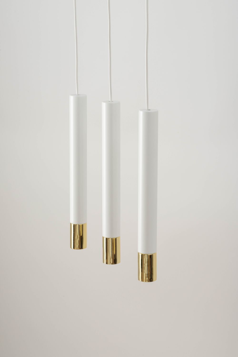 Hängeleuchte Weiß Gold elegant Modern Metall Esstisch