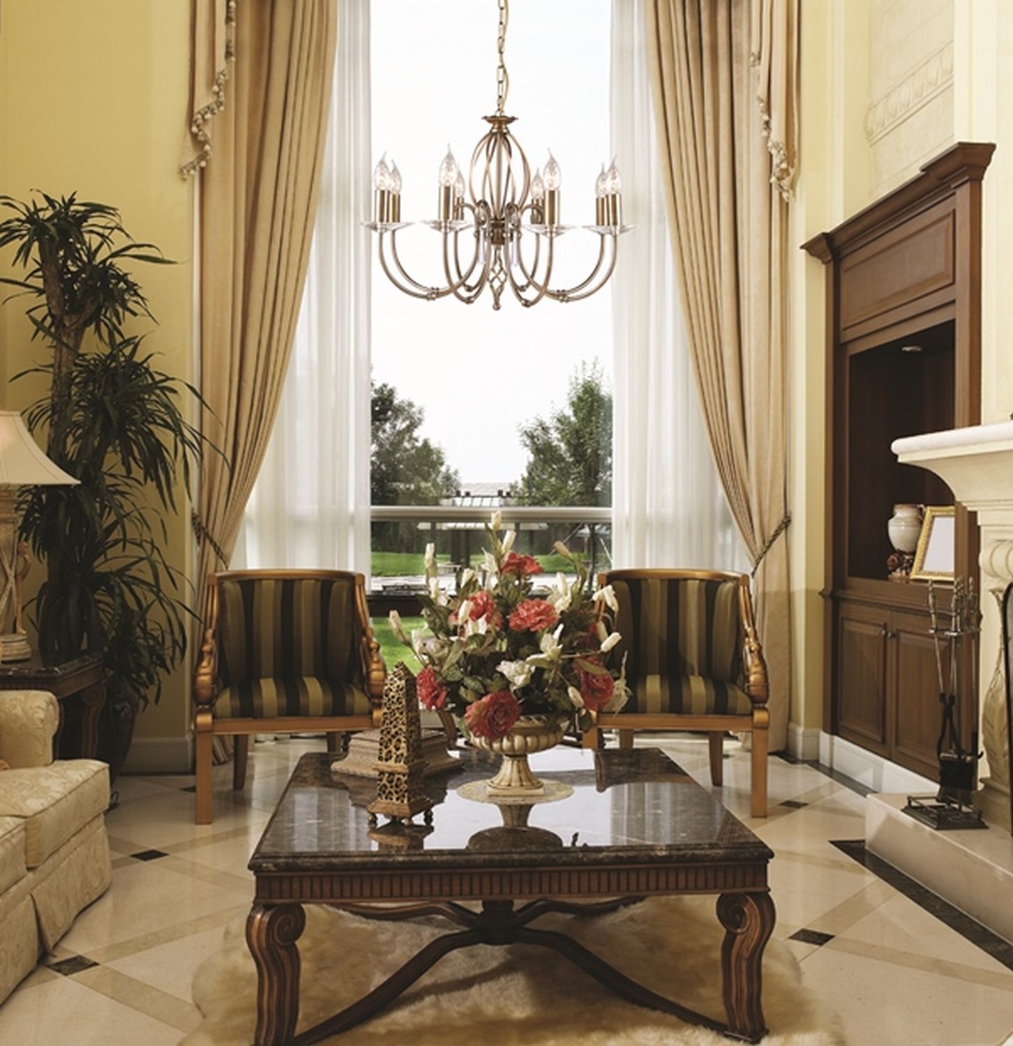 Kronleuchter Hängend in Messing antik Wohnzimmer Tabelle, Dekoration für Zuhause, Kaffeetisch, Wohnzimmer, Kronleuchter