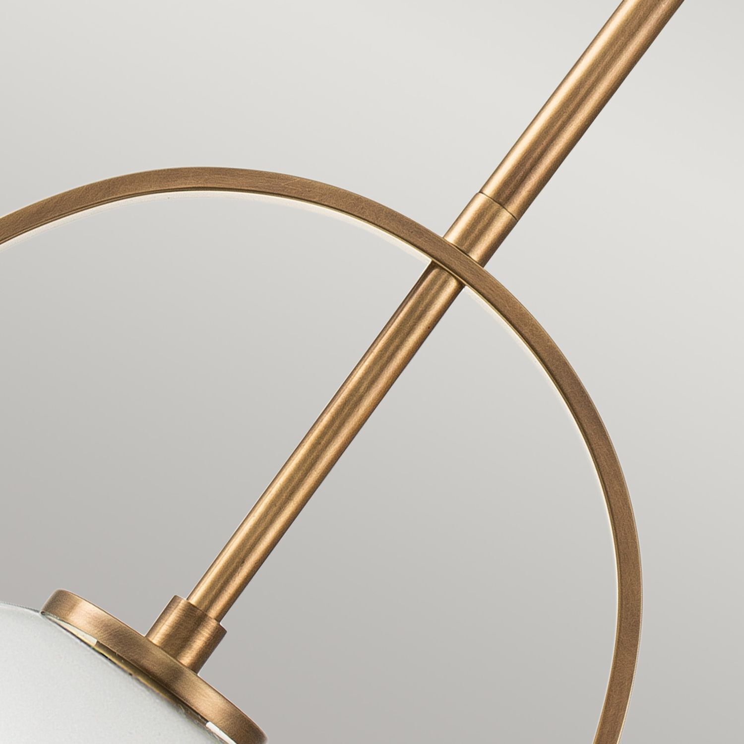 Lampe, gold color, metal, ring, armature