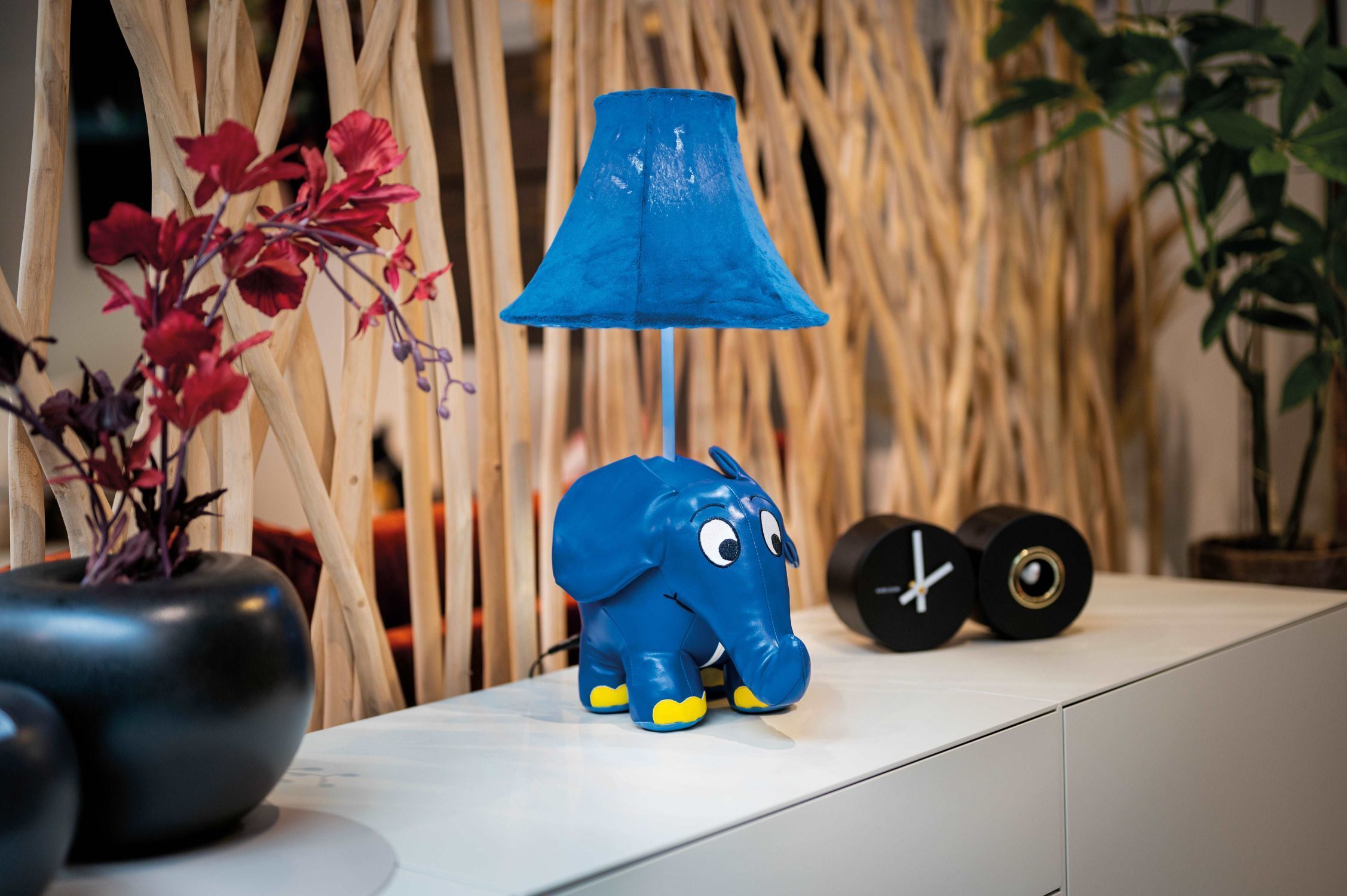 Lampe, Pflanze, Pflanze im Topf