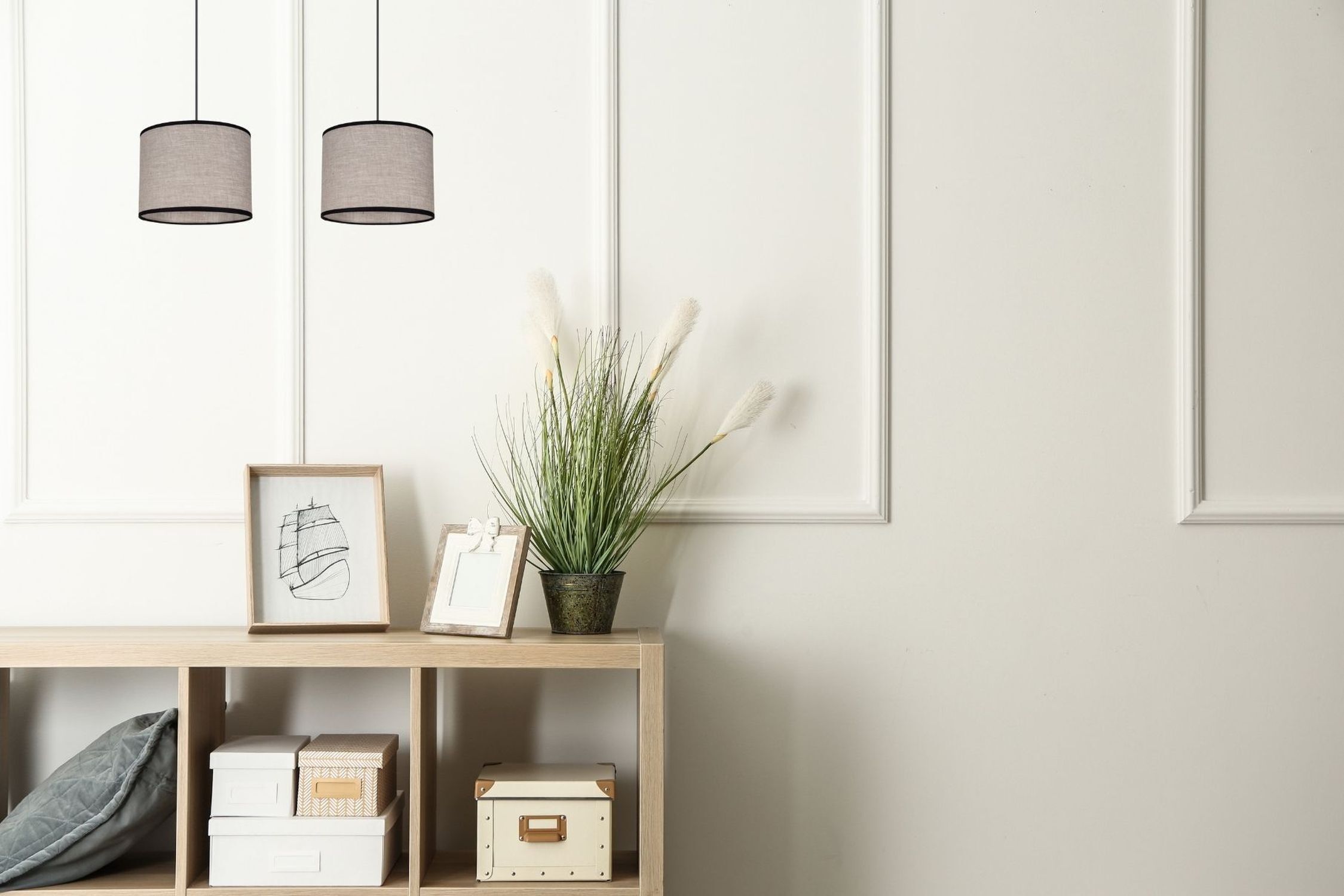 Lange Hängelampe Stoff Schwarz Beige E27 50 cm 2-flmg deko, pflanze, lampe, regal, bild