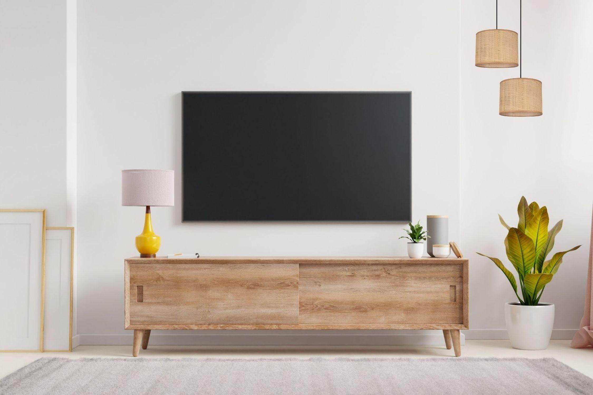 fernseher, tv-wandhalterung, lowboard, holzschrank, wohnzimmerdekoration