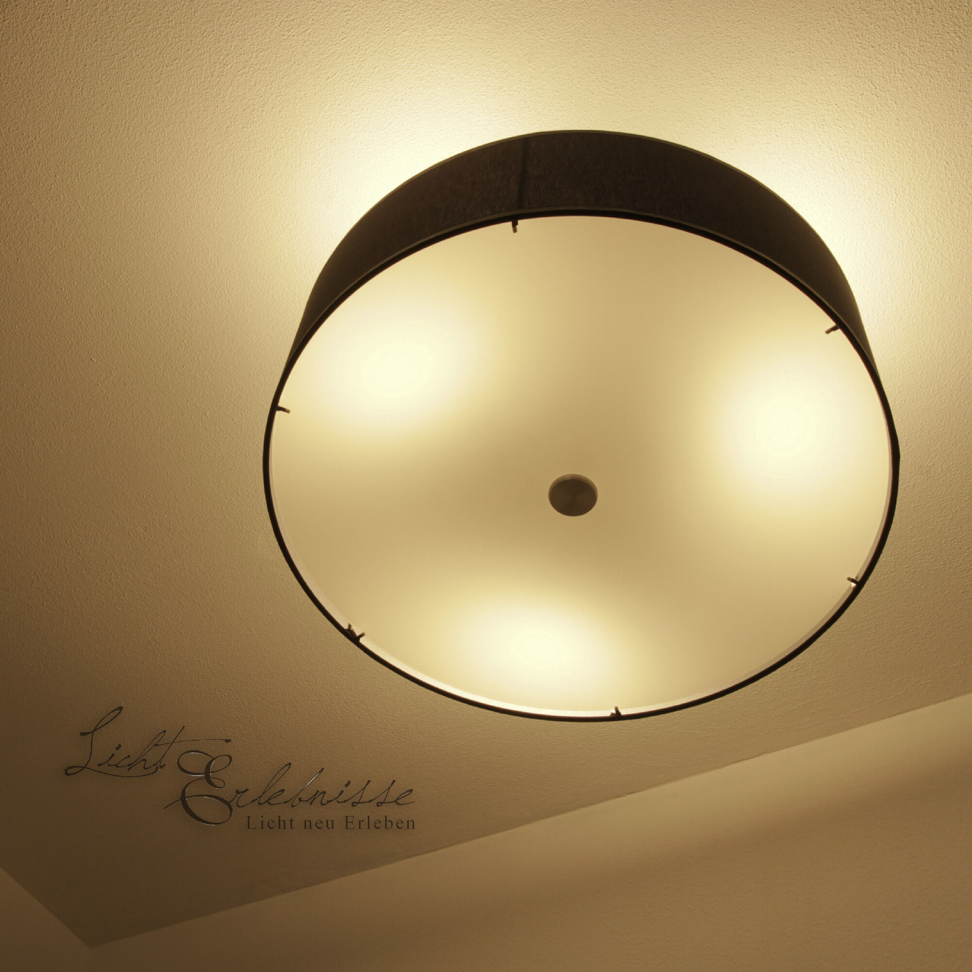 DECKENLAMPE VIVIANIE MIT STOFFSCHIRM