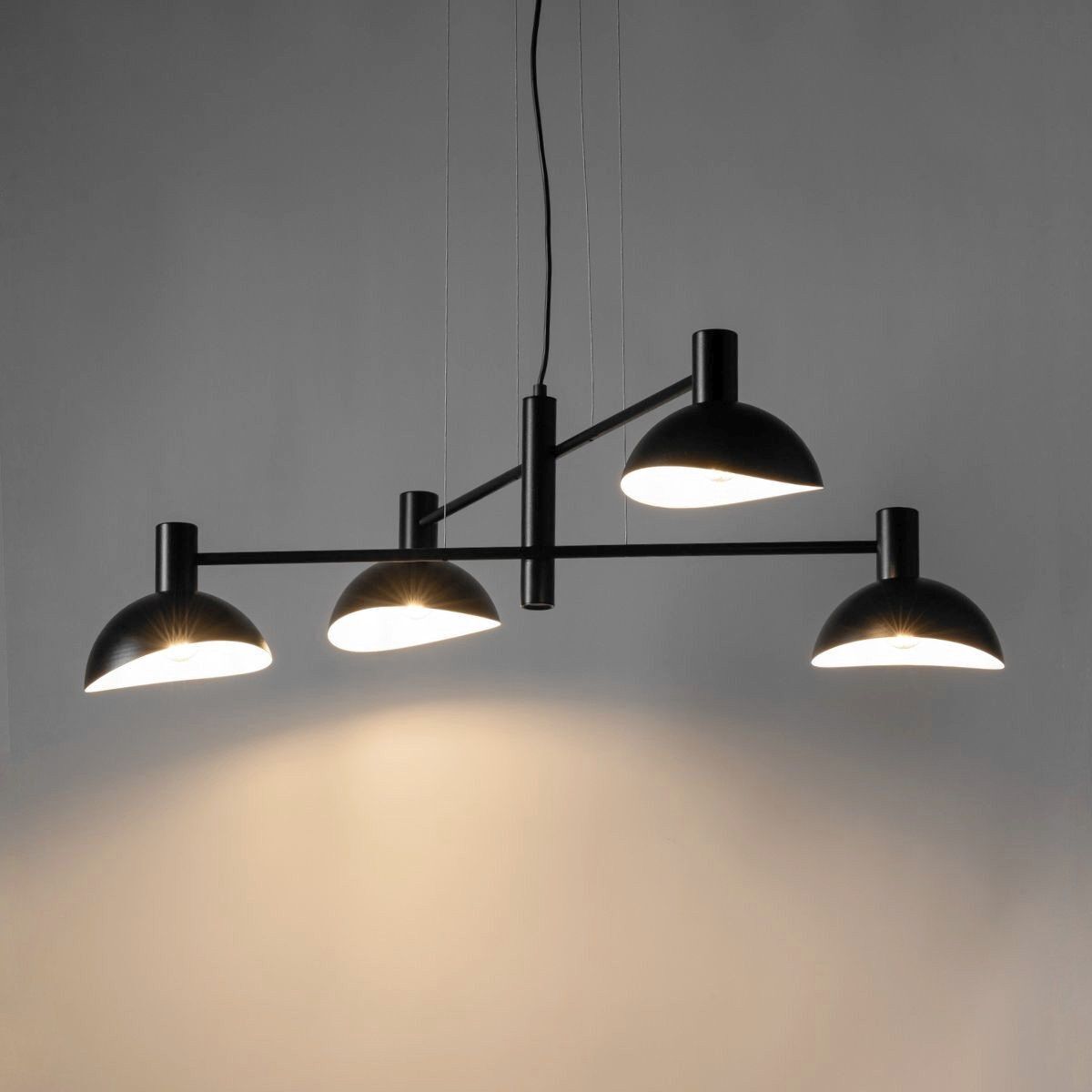 Pendelleuchte Schwarz Weiß Metall L:90 cm 4-flammig E14