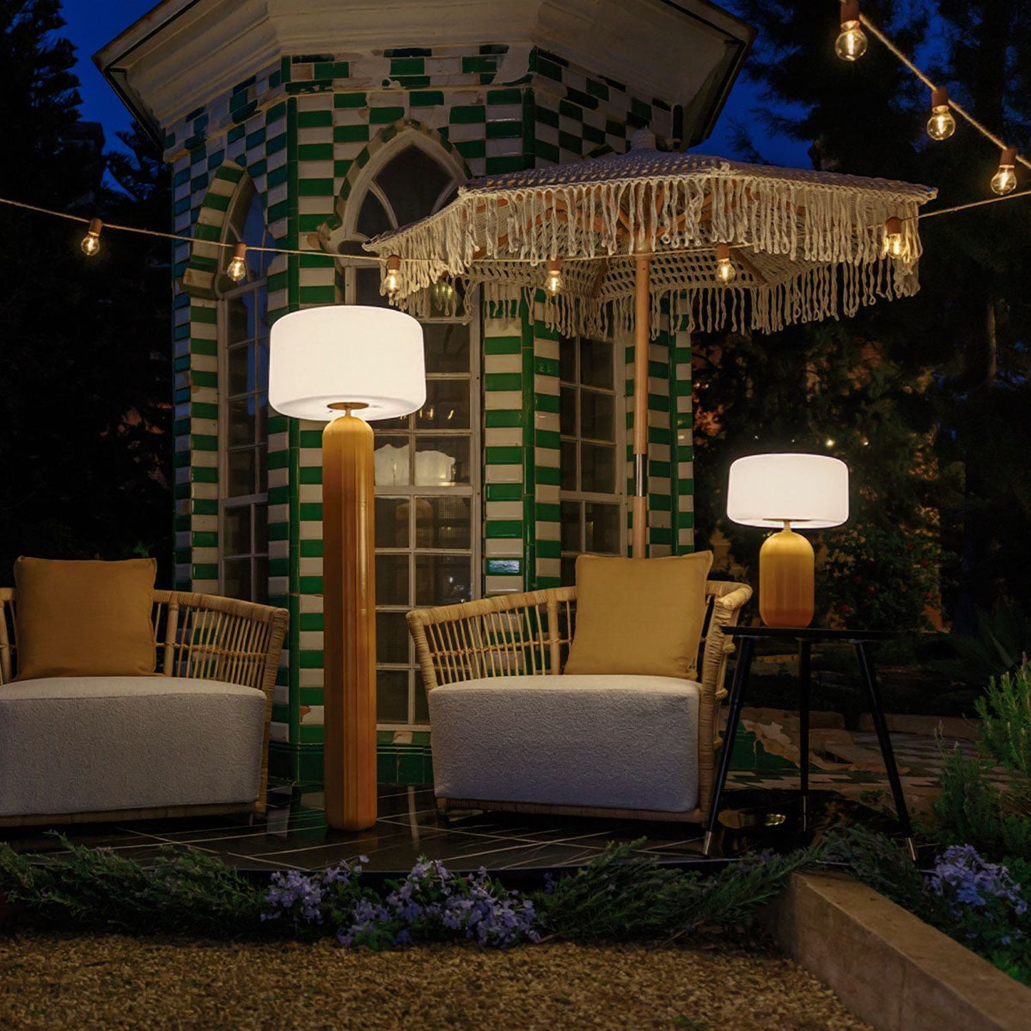 LED Solar Stehleuchte Akku Senfgelb dimmbar IP65 3000 K outdoor seating, Lounge-Stühle, Tischlampen, Globuslampen, Garten-Dekoration