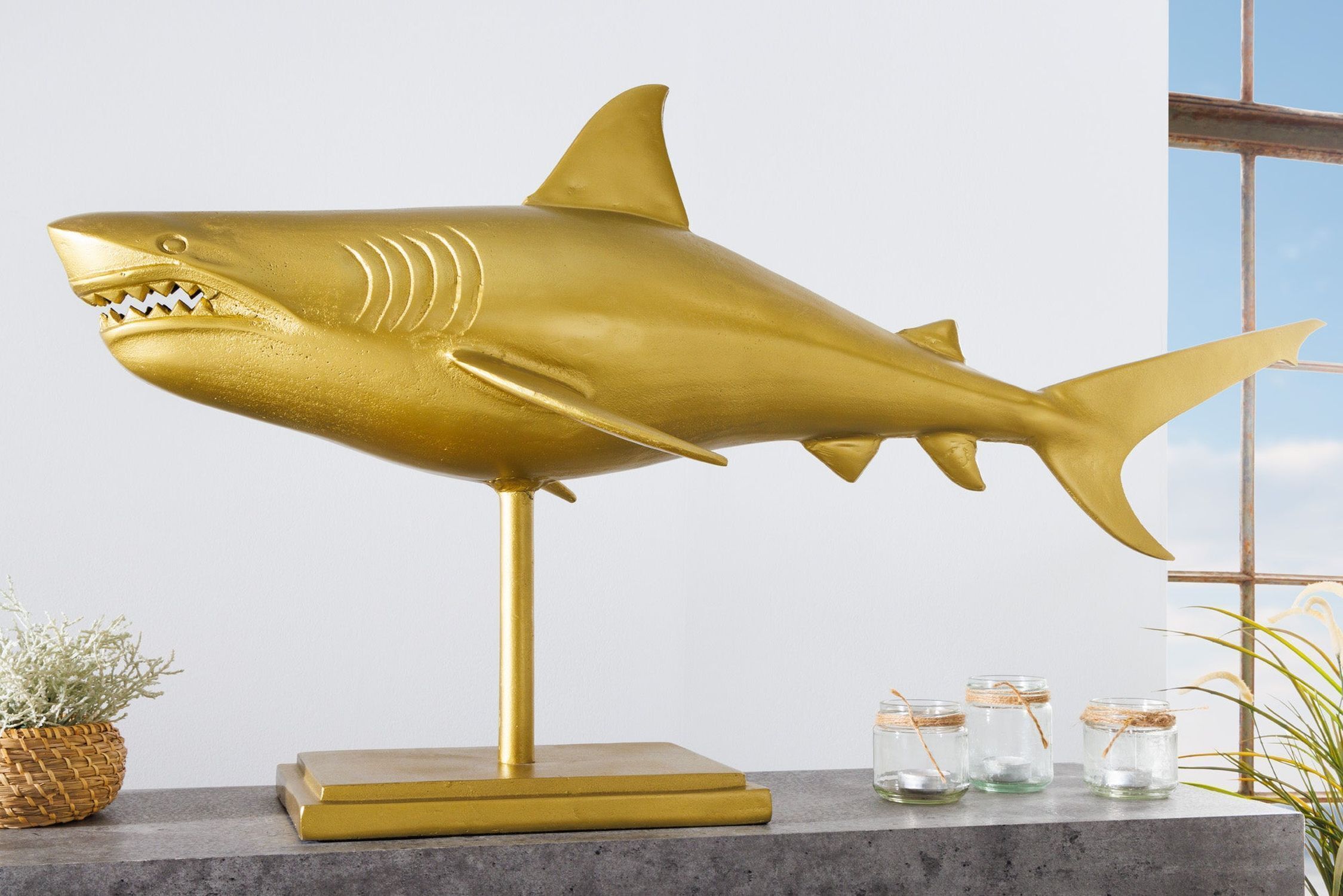 Dekostatue Metall Hai Fisch in Gold 103 cm lang Handarbeit Tier, Fische, Leben im Meer, Hai