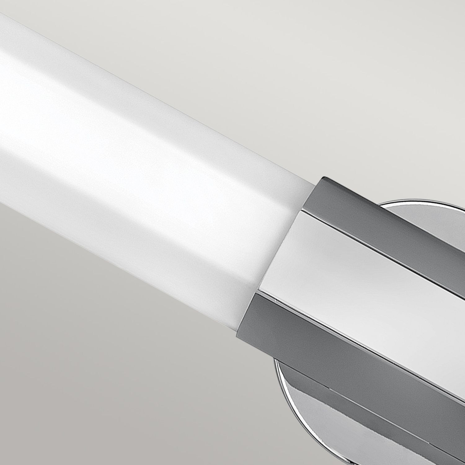 LED Badezimmerleuchte Wand Chrom Weiß IP44 65,9 cm