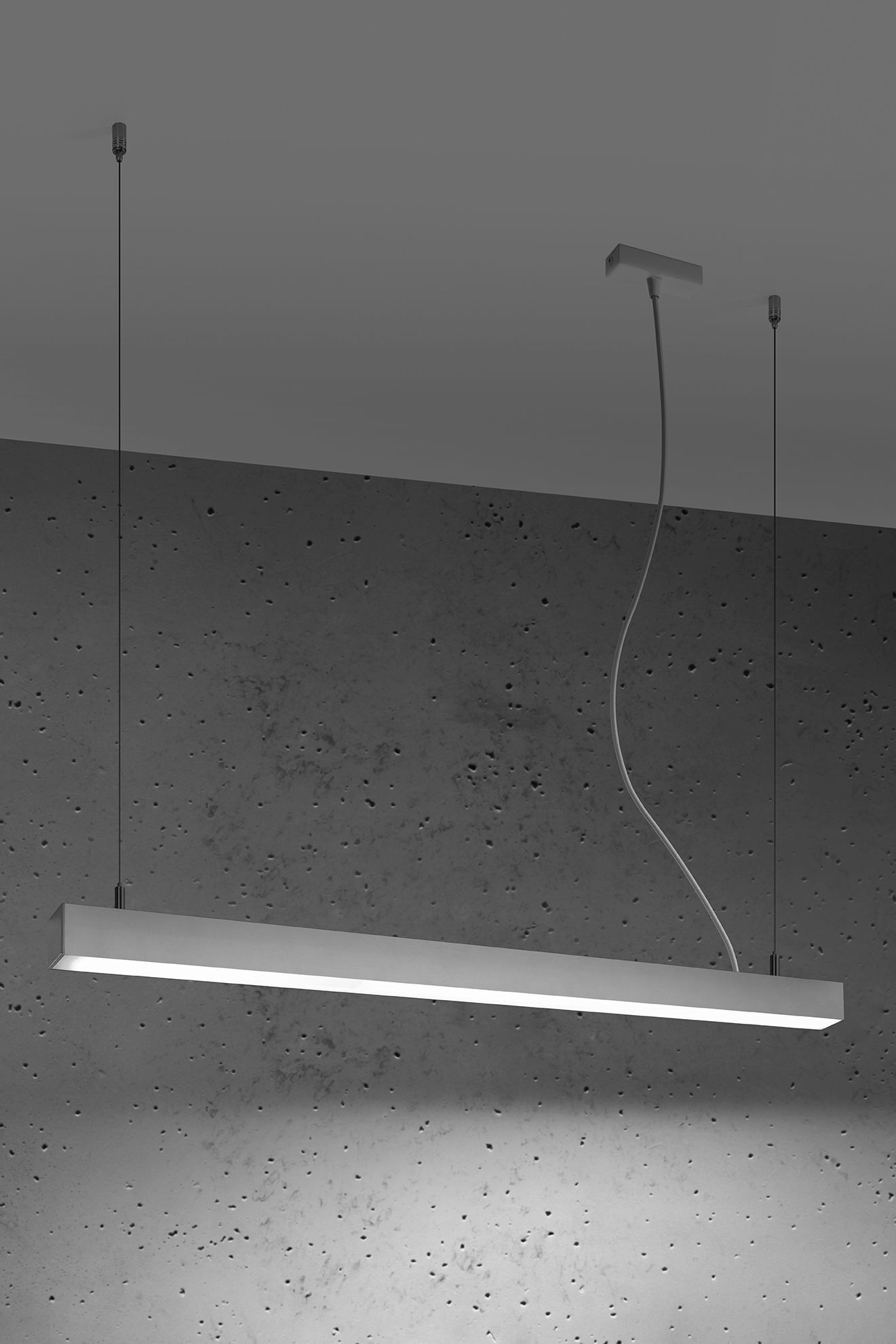 Weiße Hängelampe LED 90 cm Metall 4000 K 3120 lm schmal
