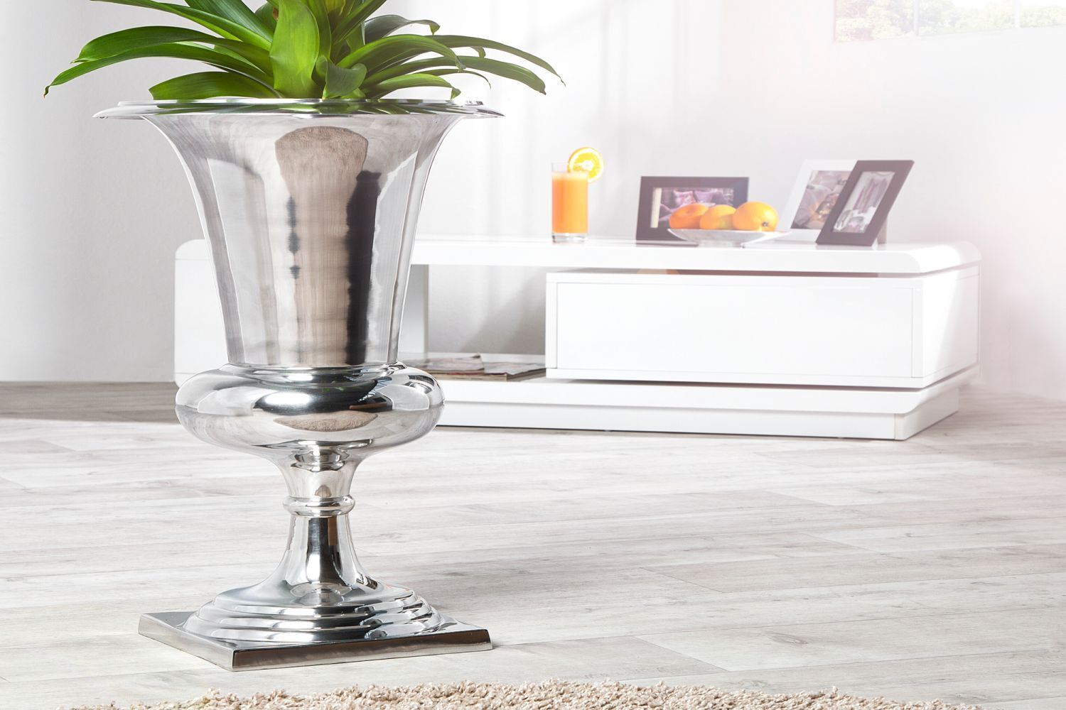 Vase Metall Ø 35 cm H: 60 cm in Silber