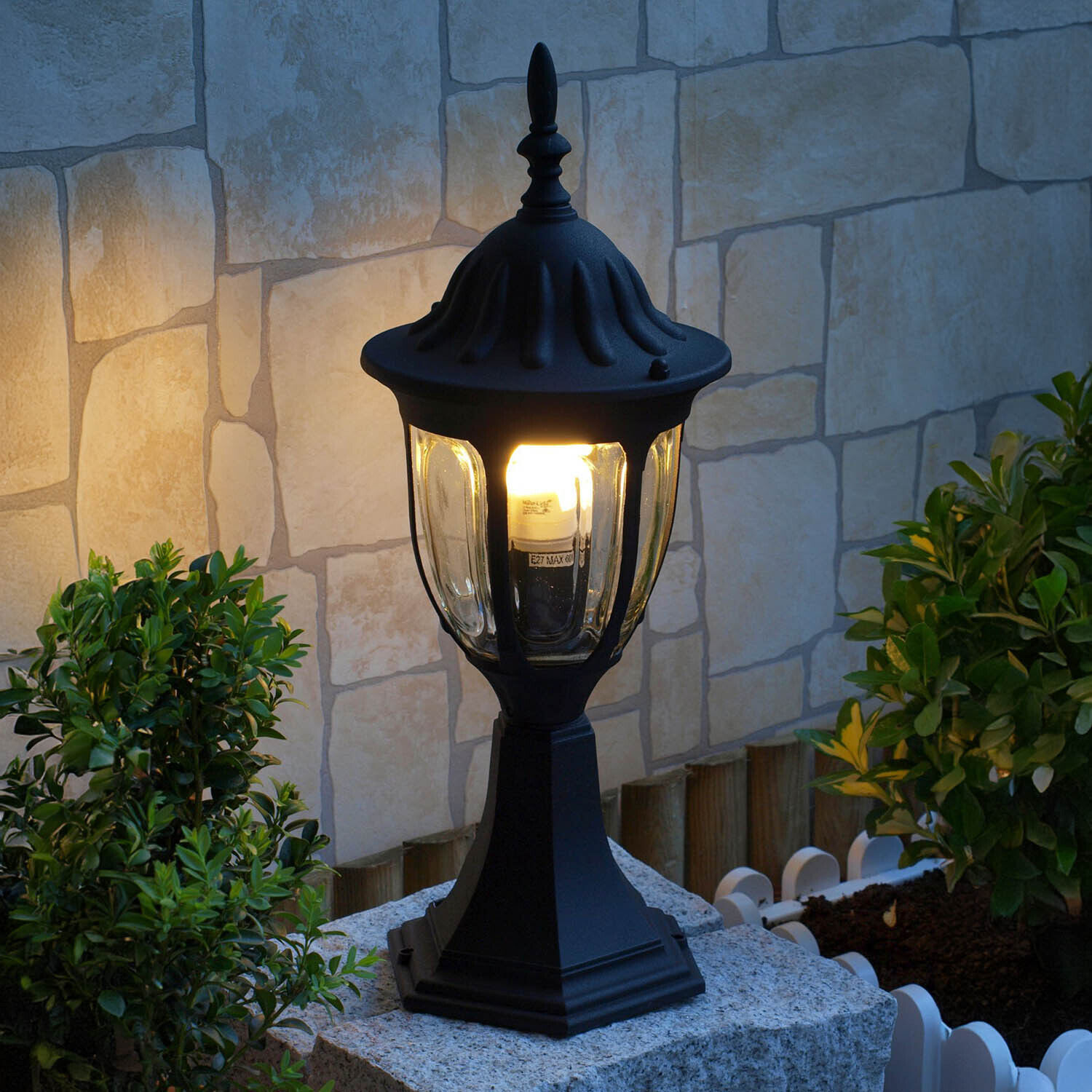 Lampe, Lampenschirm, Pflanze