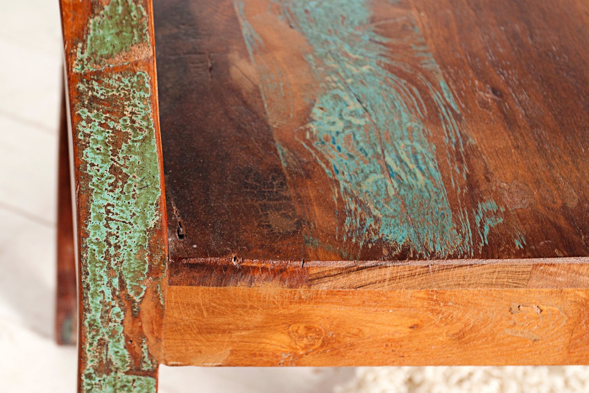 Holz, Hartholz, Gebeiztes Holz