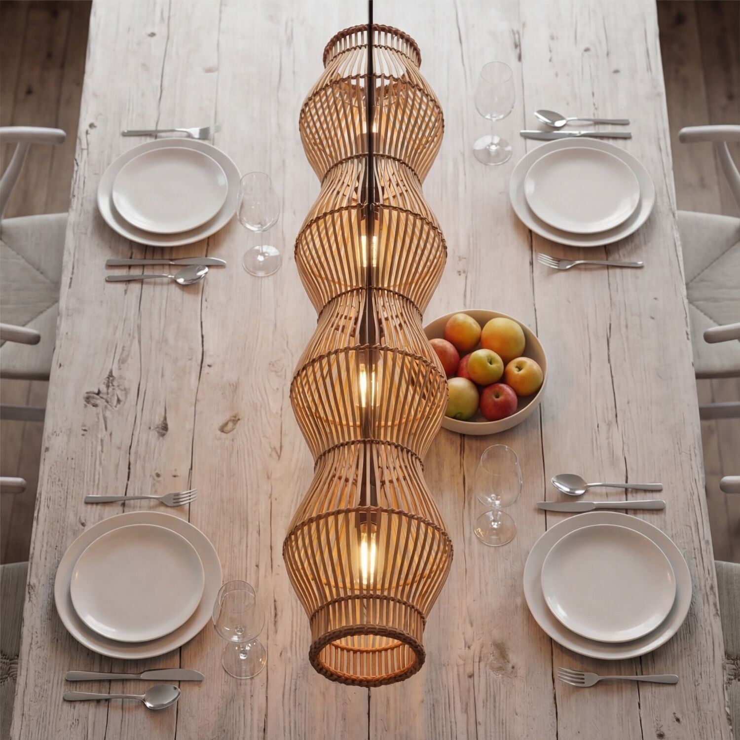 Lampe, Hängelampe, Korblampe, Holztisch, Obstschale