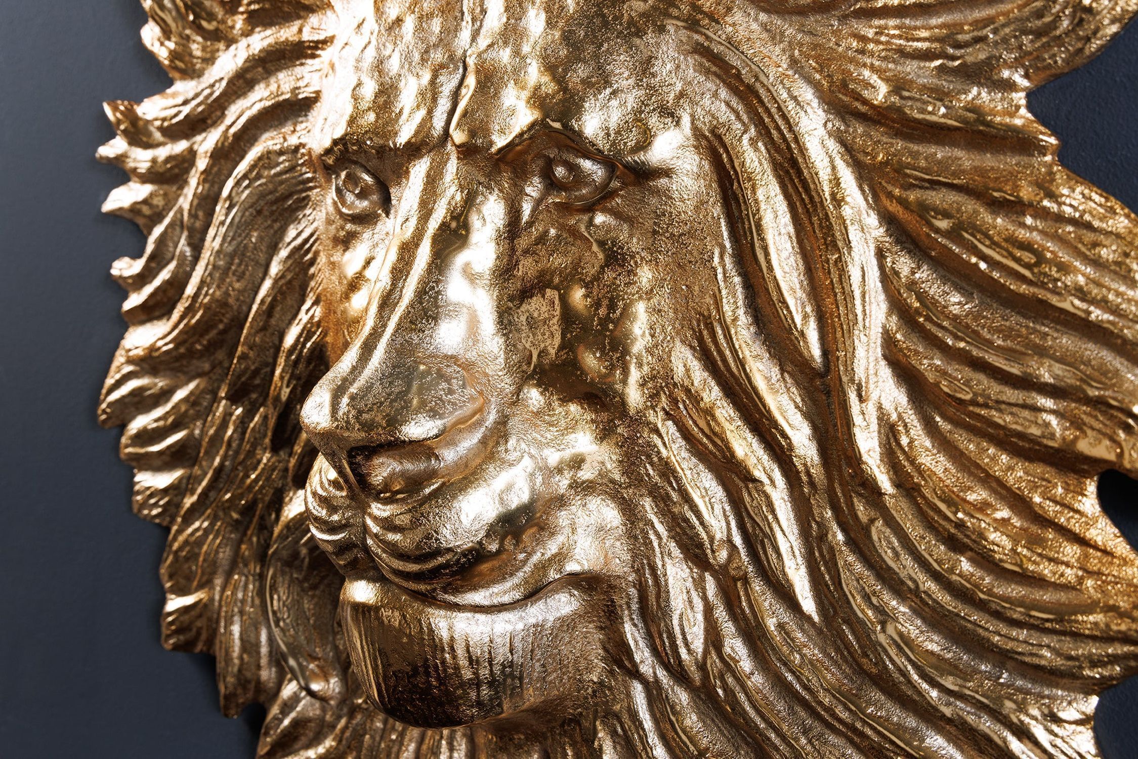 Bronze, Gold, Person