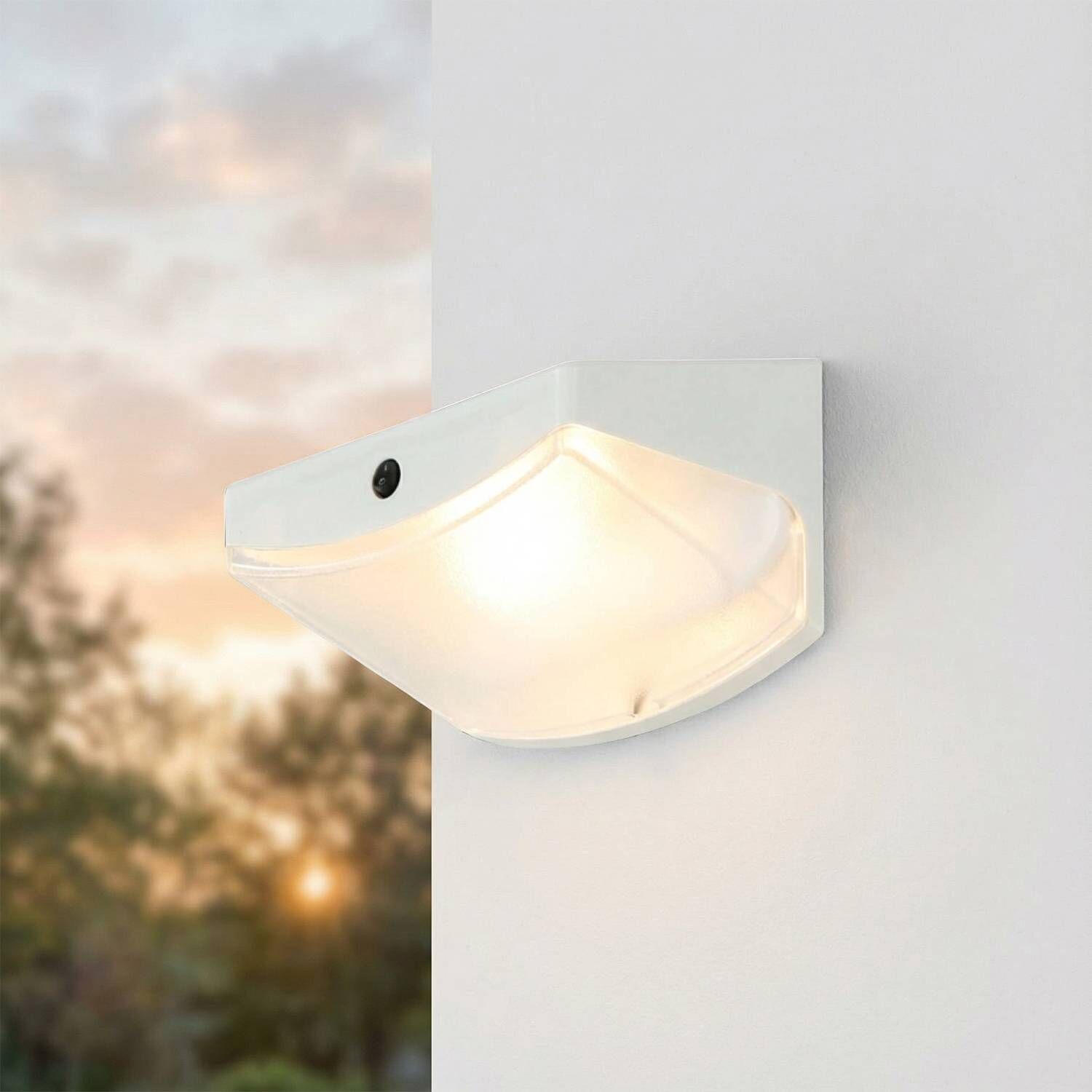 Solar Wandleuchte LED mit Bewegungsmelder IP44 Outdoor außenleuchte, wandlampenarm, LED-Lampe, messing/kunststoff, bezug Lichtstrahler