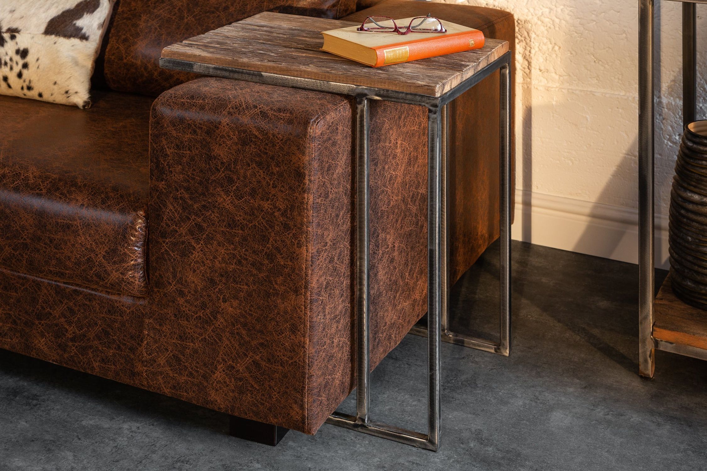 Beistelltisch 2er Set recyceltem Holz Metall Handarbeit Moebel