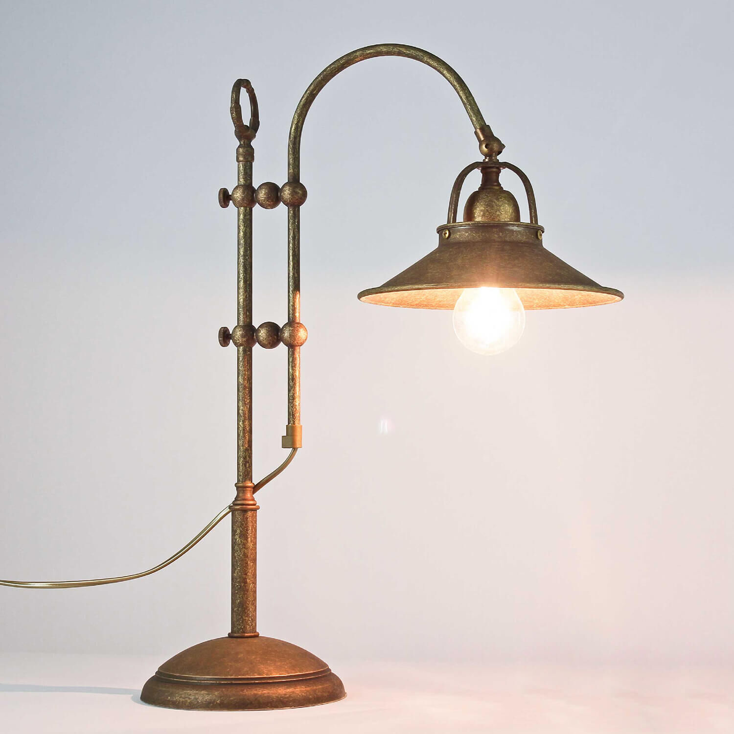 Tischlampe Messing in Antik Bronze